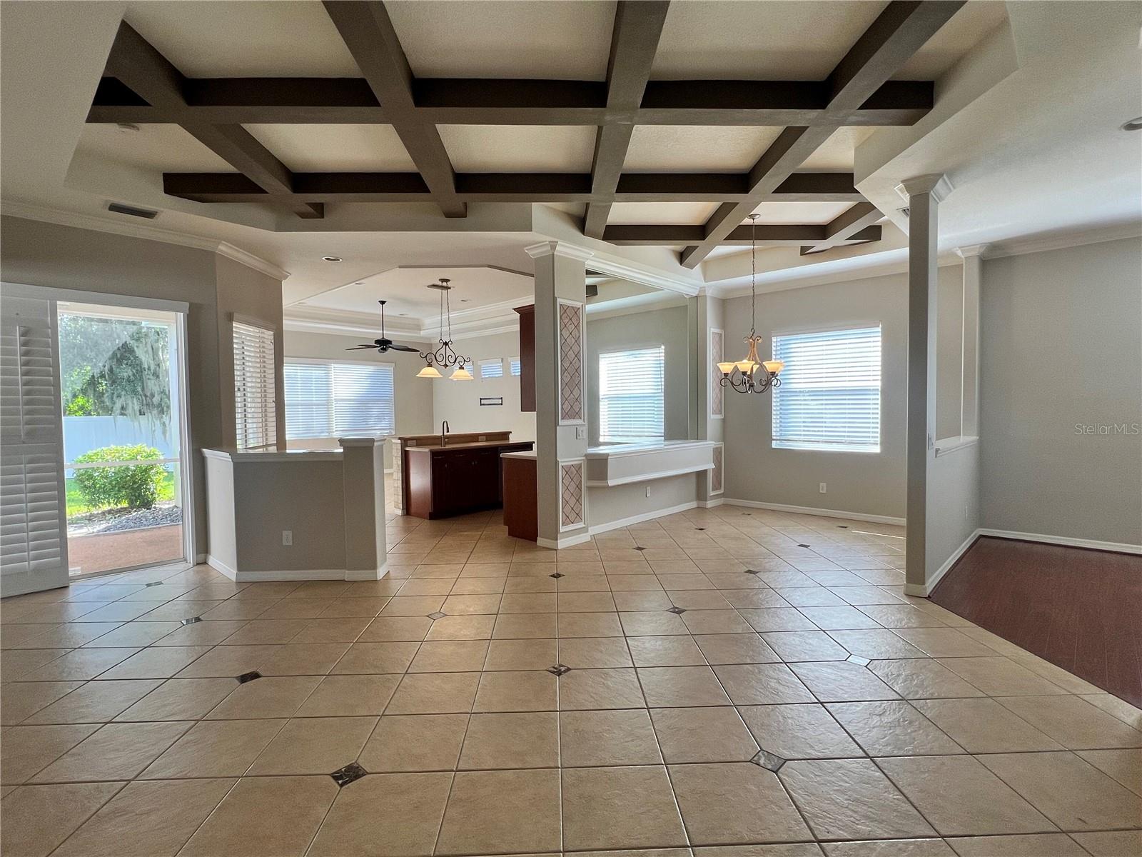 12143 MAPLE RIDGE DR