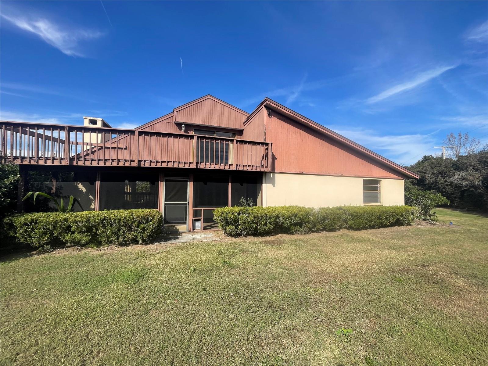 5516 KINGS MONT CT