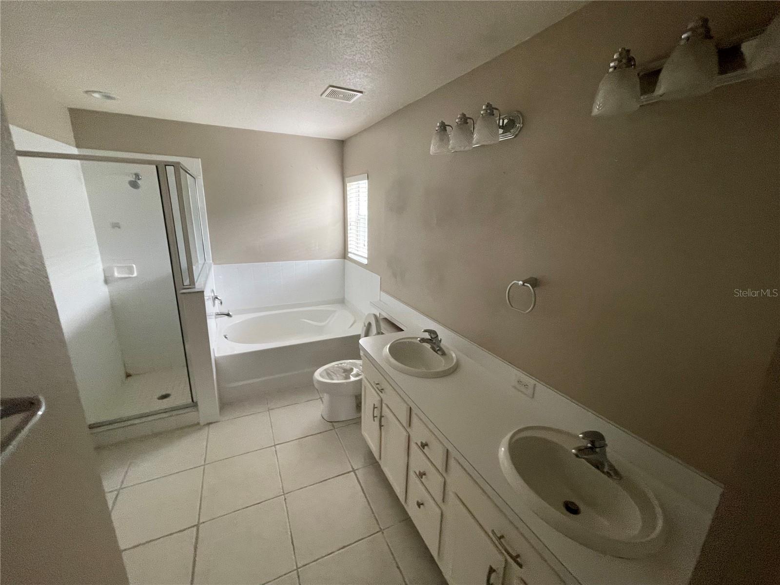 7533 MERCHANTVILLE CIR