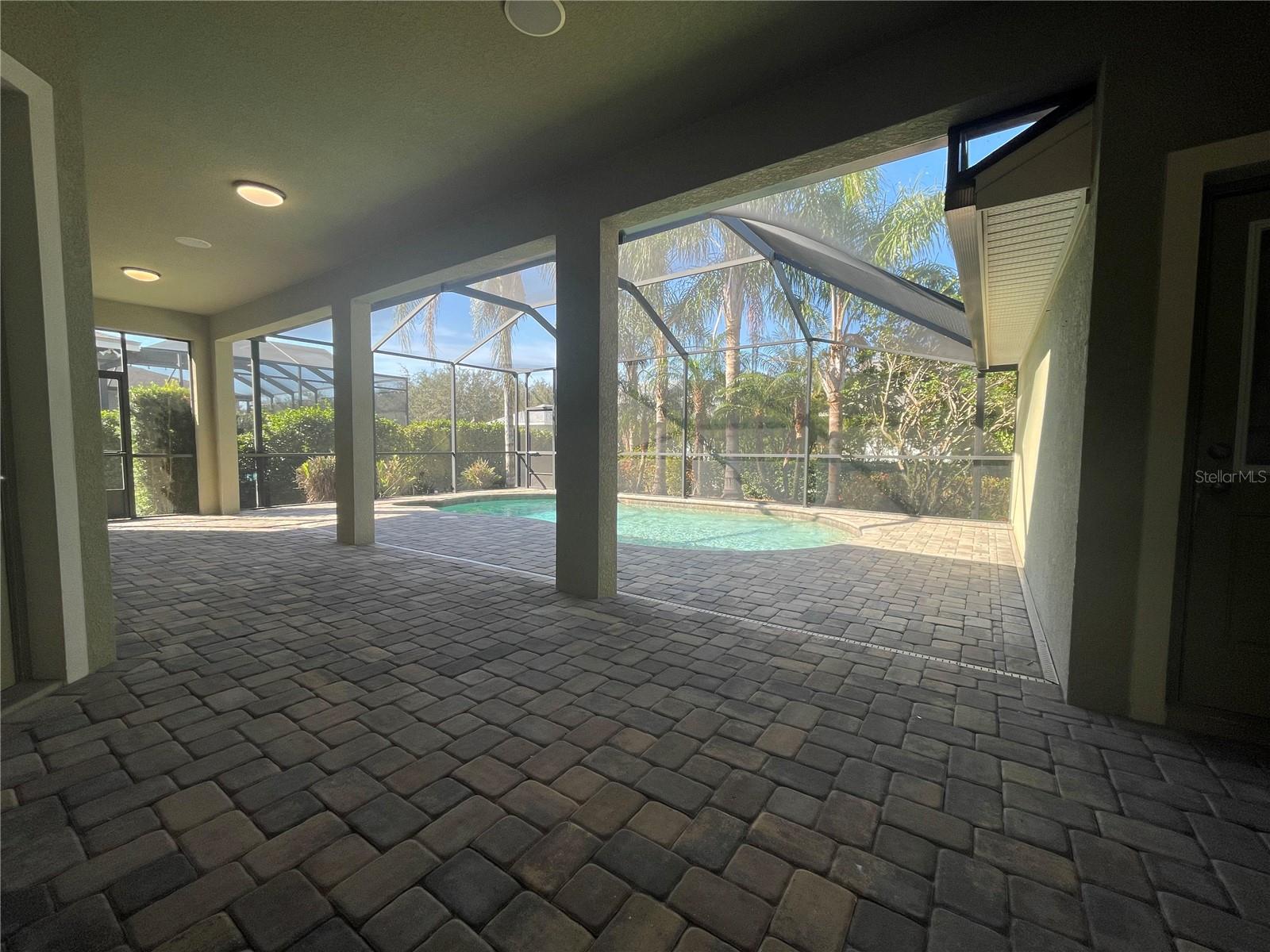 5927 CHURCHSIDE DR