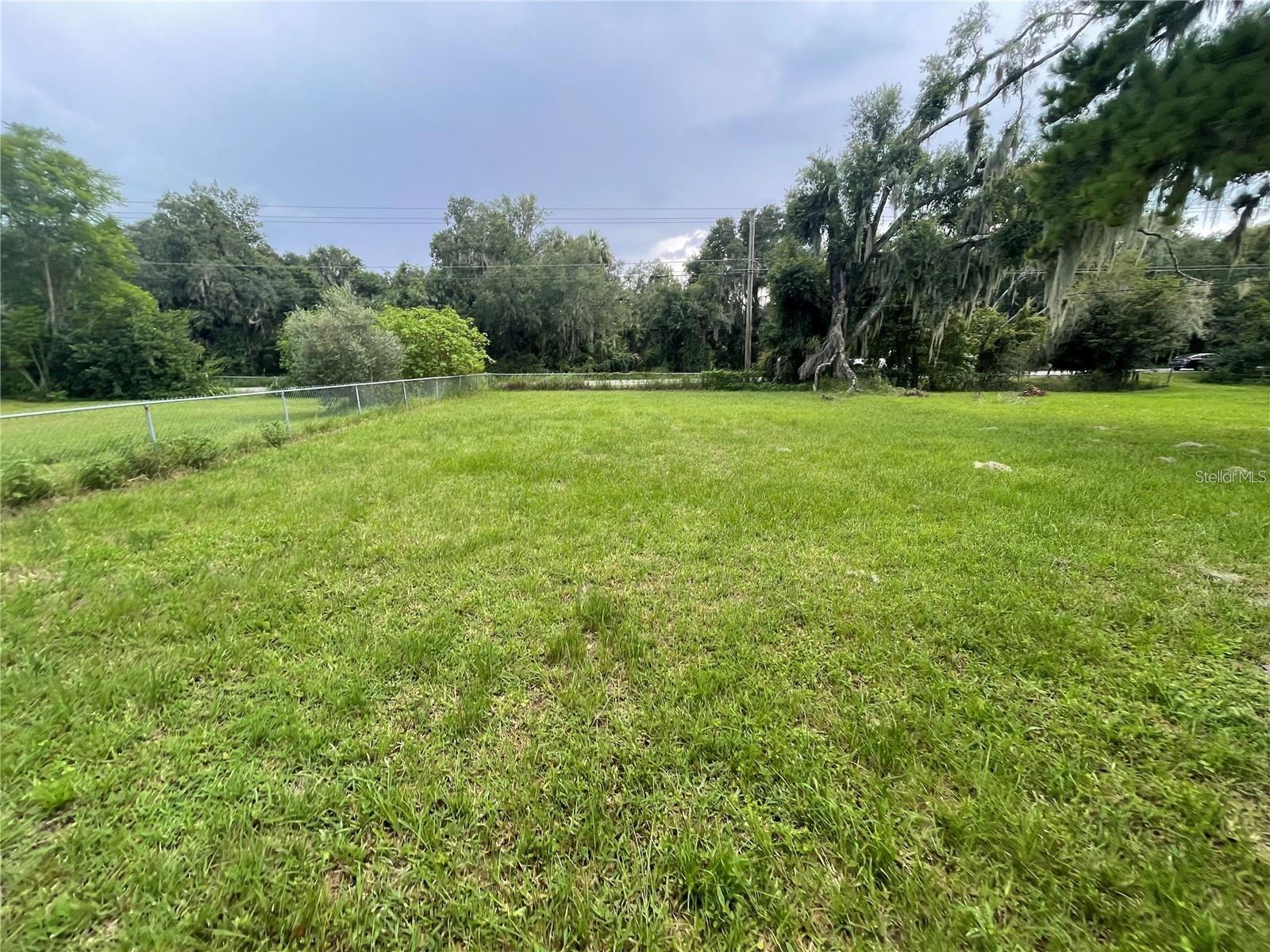 9707 LITHIA PINECREST RD