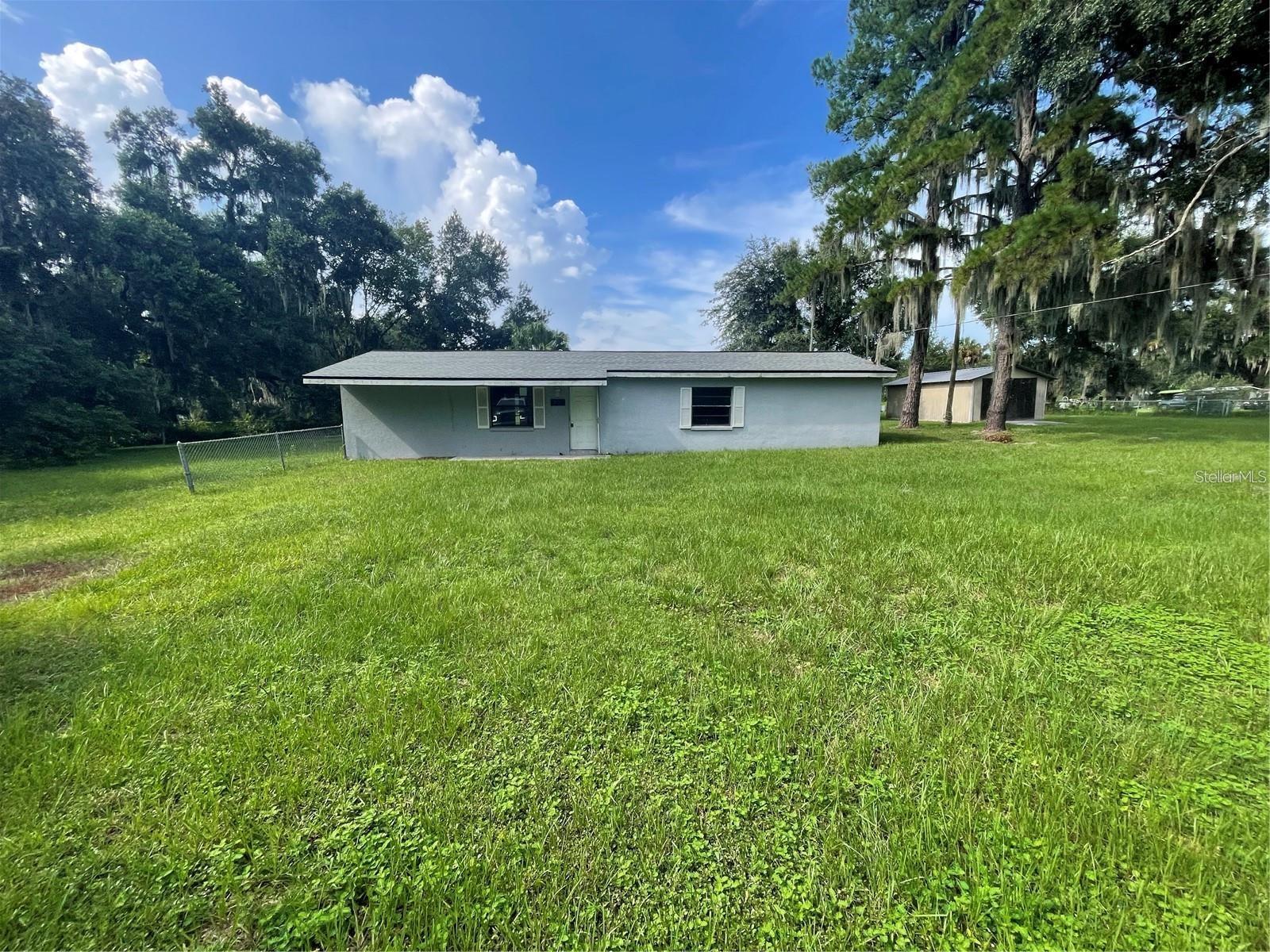 9707 LITHIA PINECREST RD