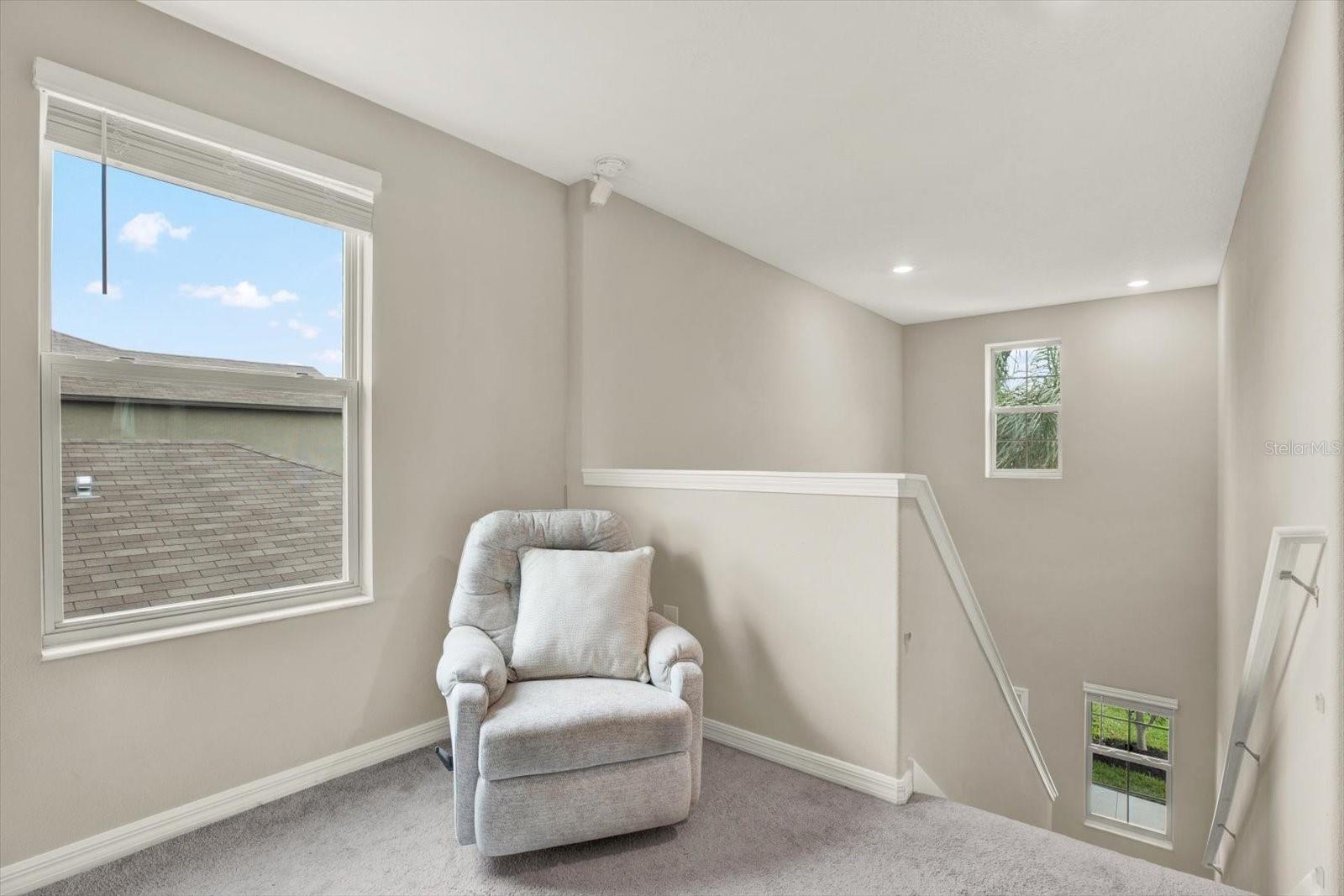 10207 SUMMER KISS AVE