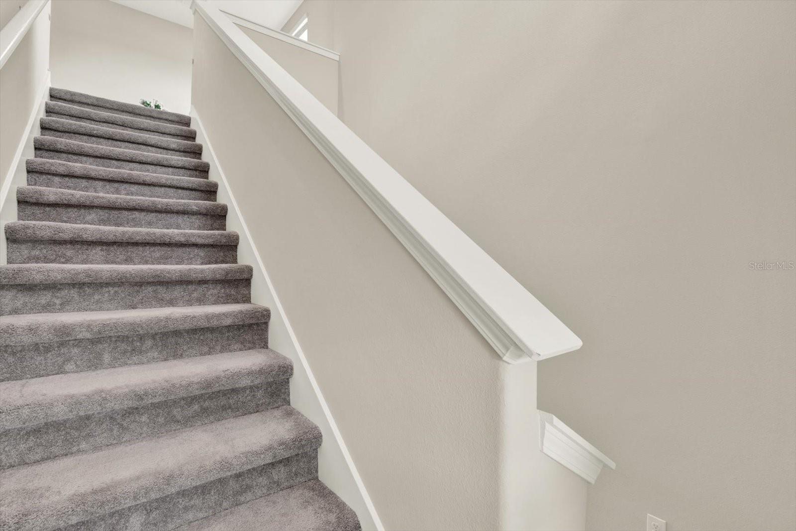 10207 SUMMER KISS AVE