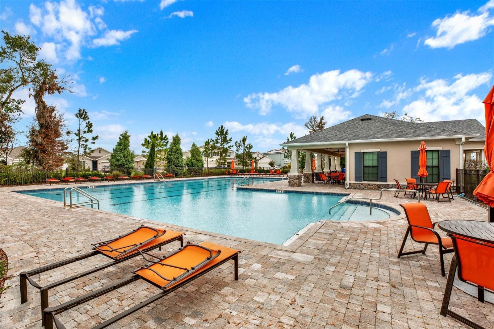 10207 SUMMER KISS AVE