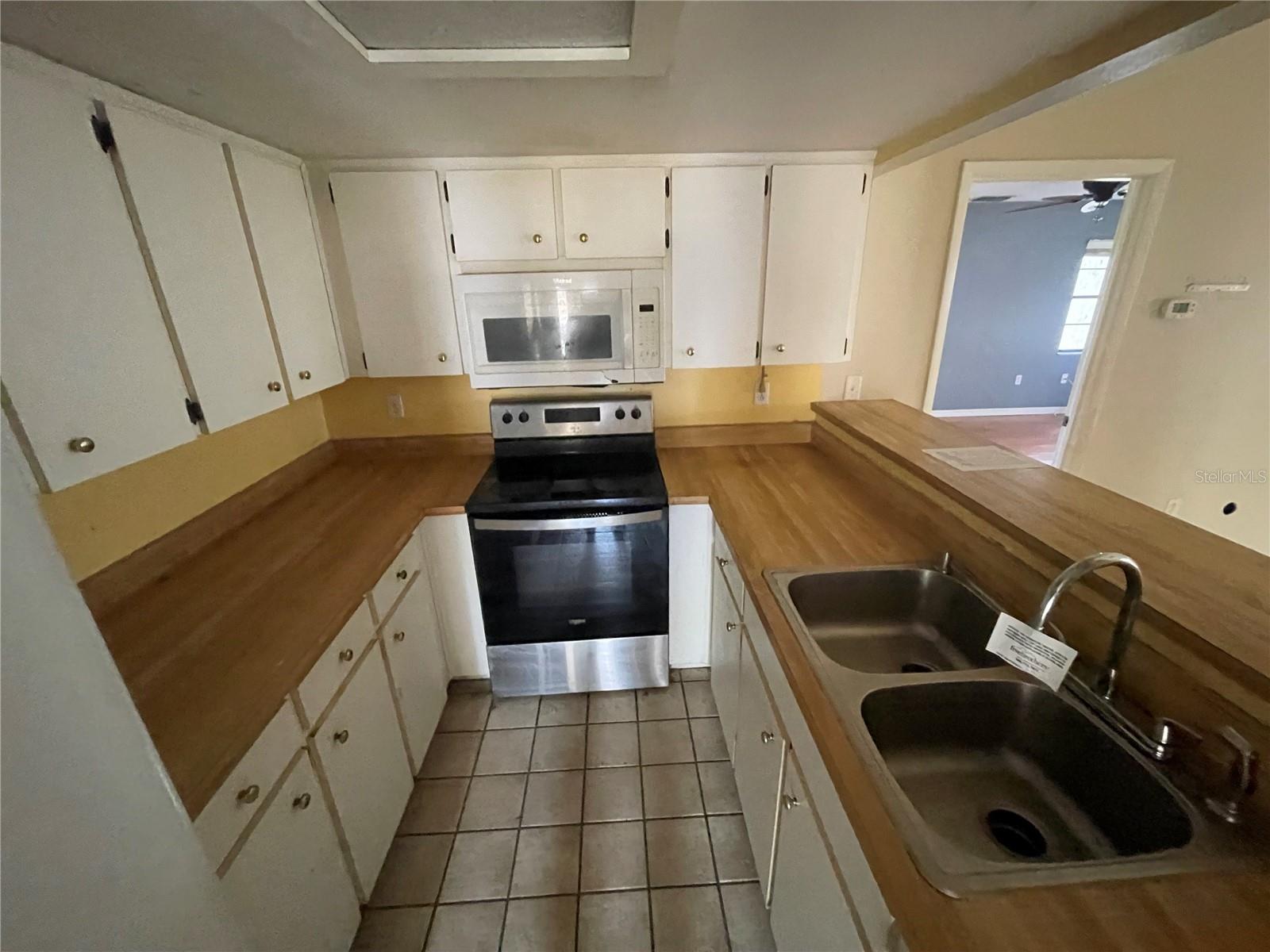 1880 N CRYSTAL LAKE DR #65