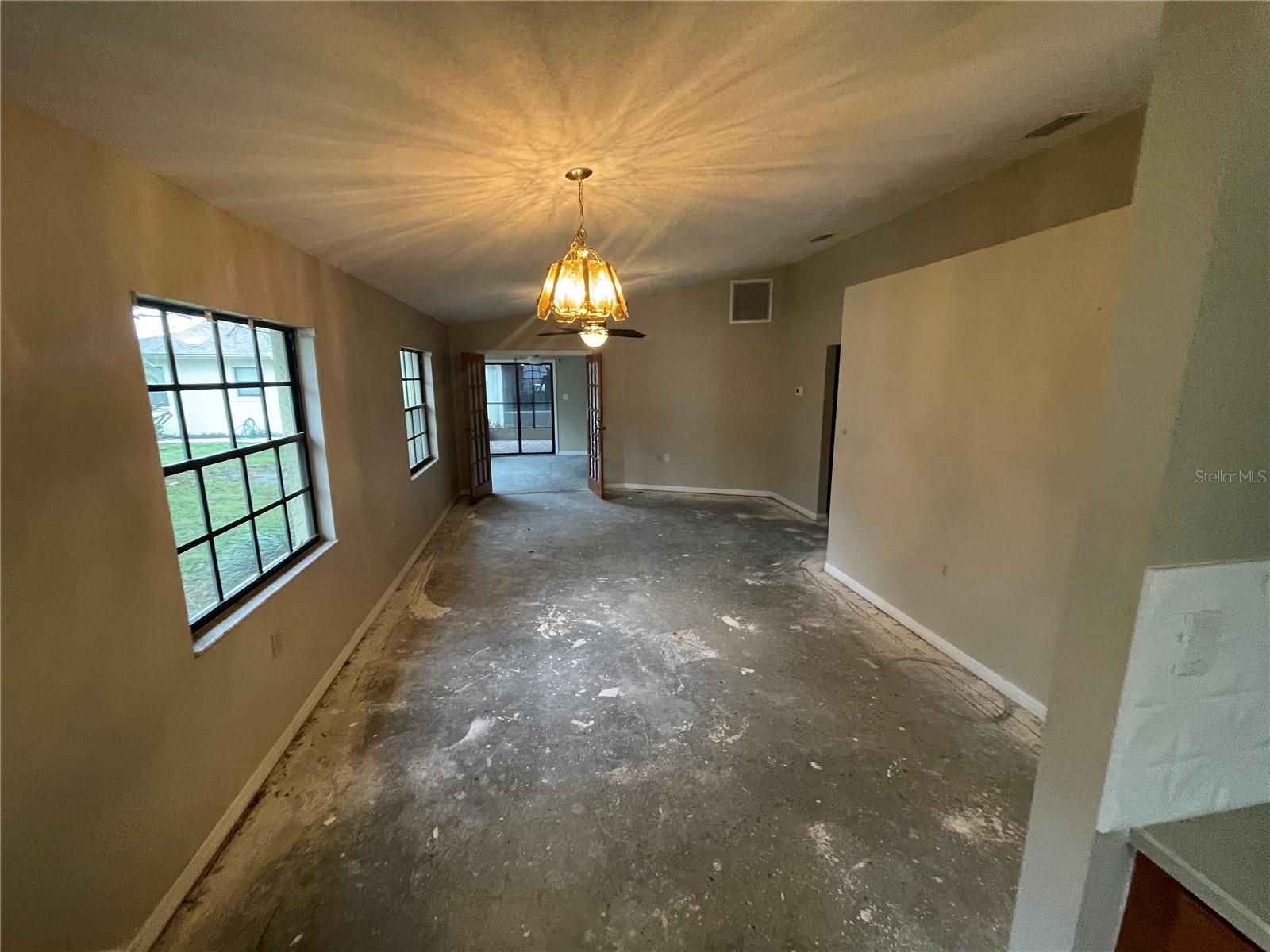 669 EAGLE RUN