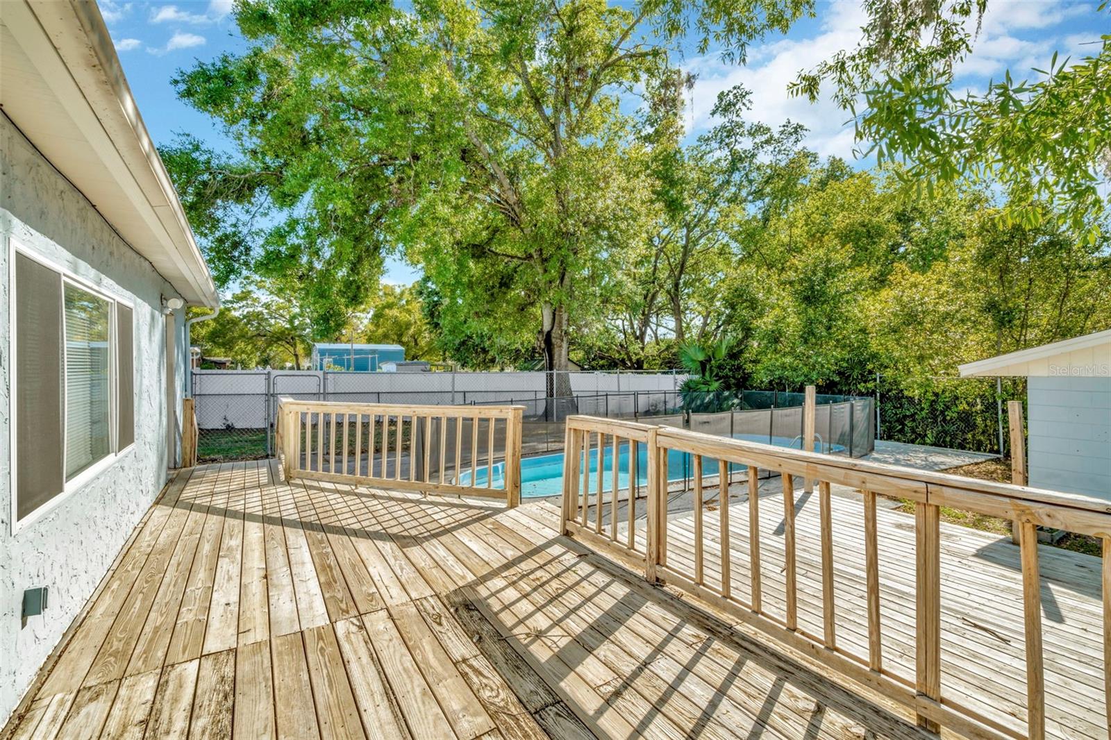 7323 ANDRE DR