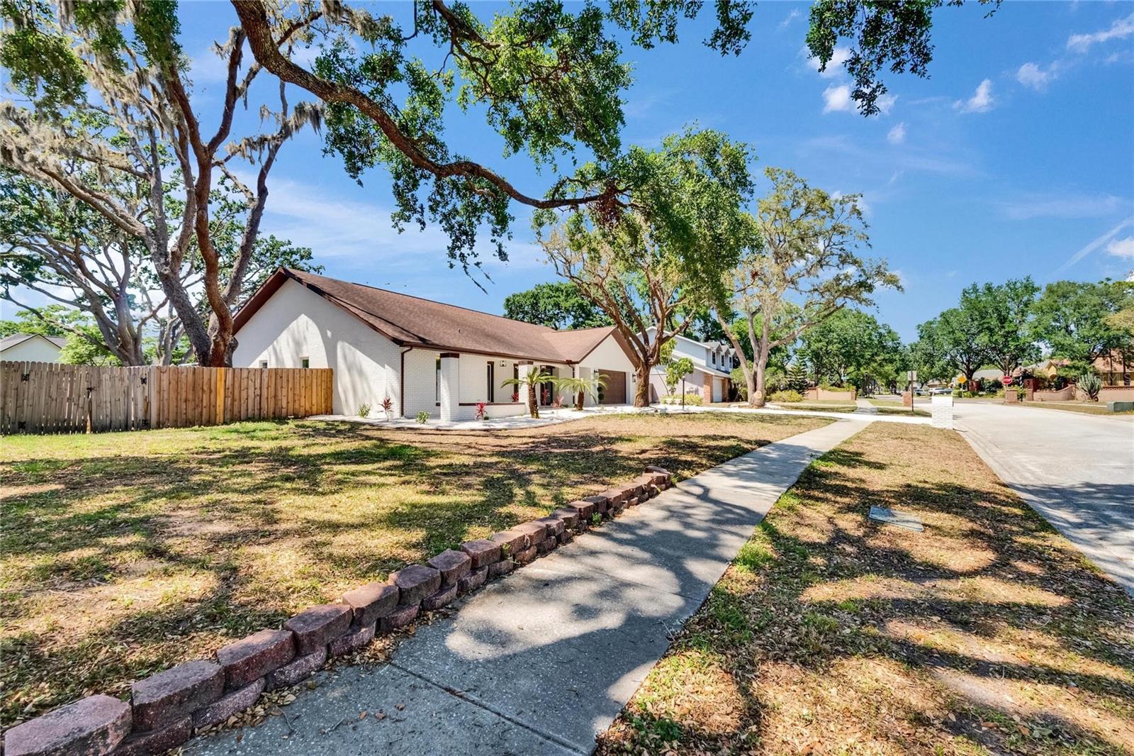 3004 ROLLING ACRES PL