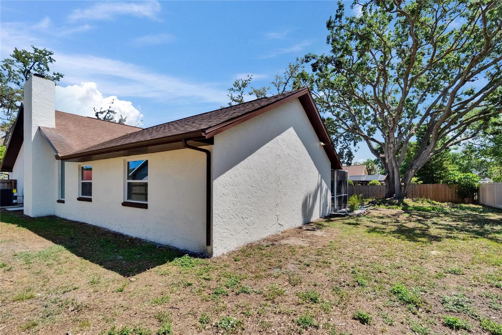 3004 ROLLING ACRES PL