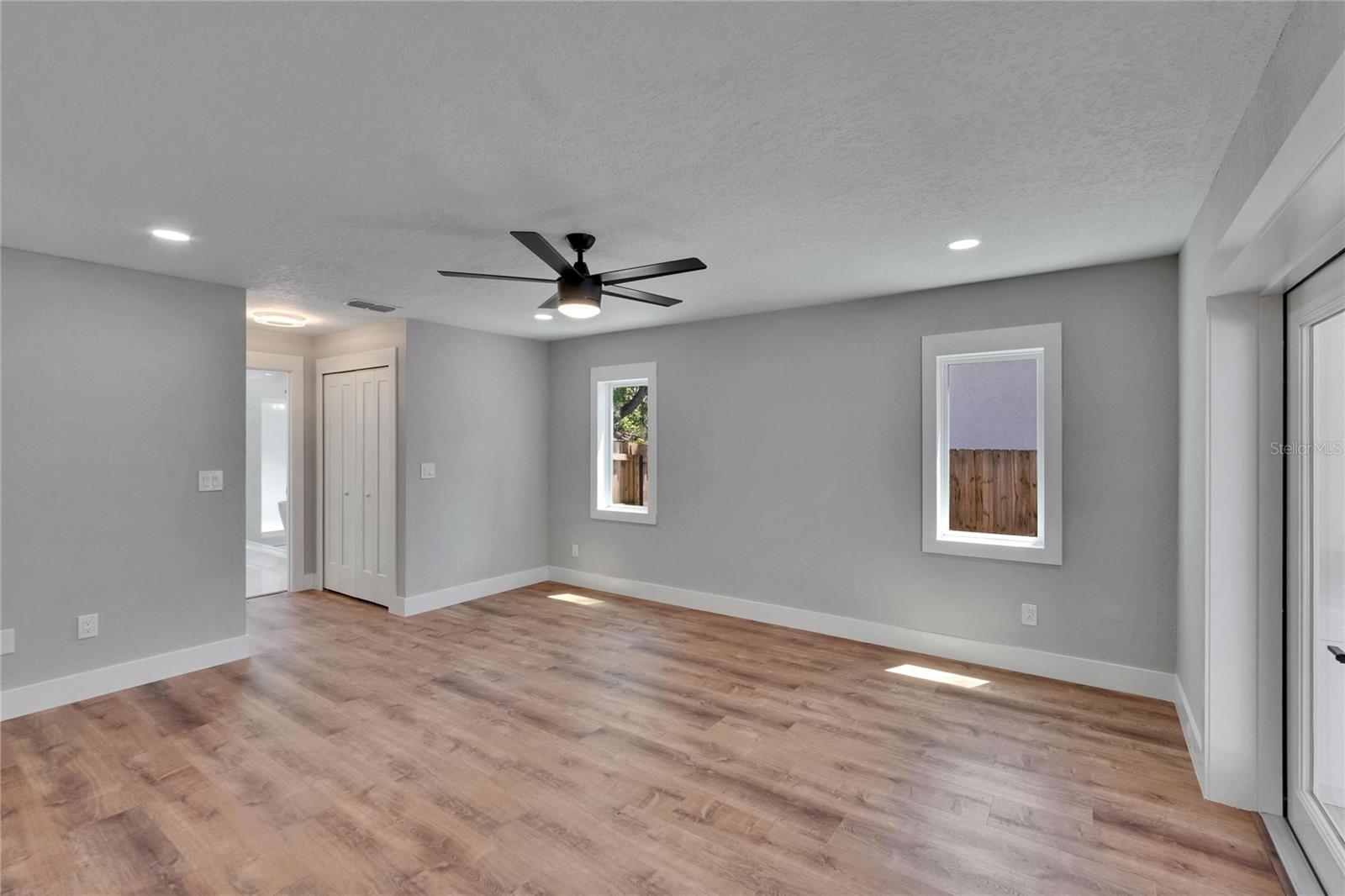 3004 ROLLING ACRES PL