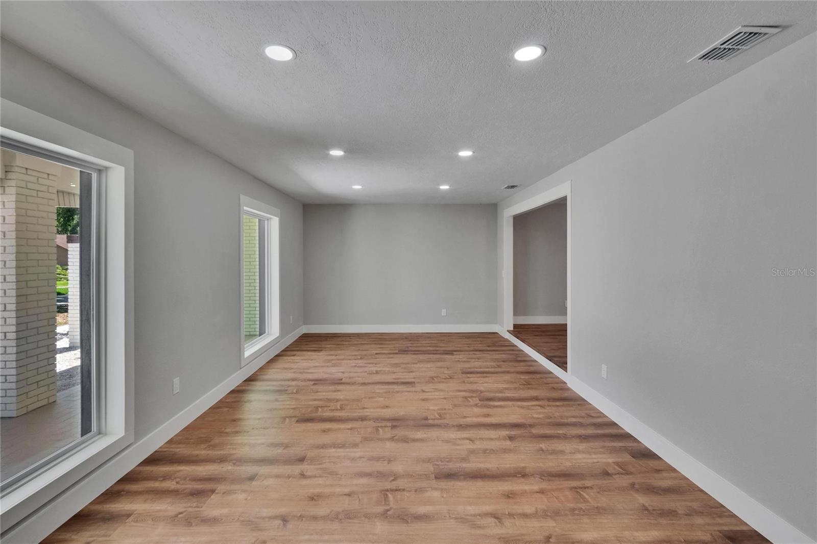 3004 ROLLING ACRES PL