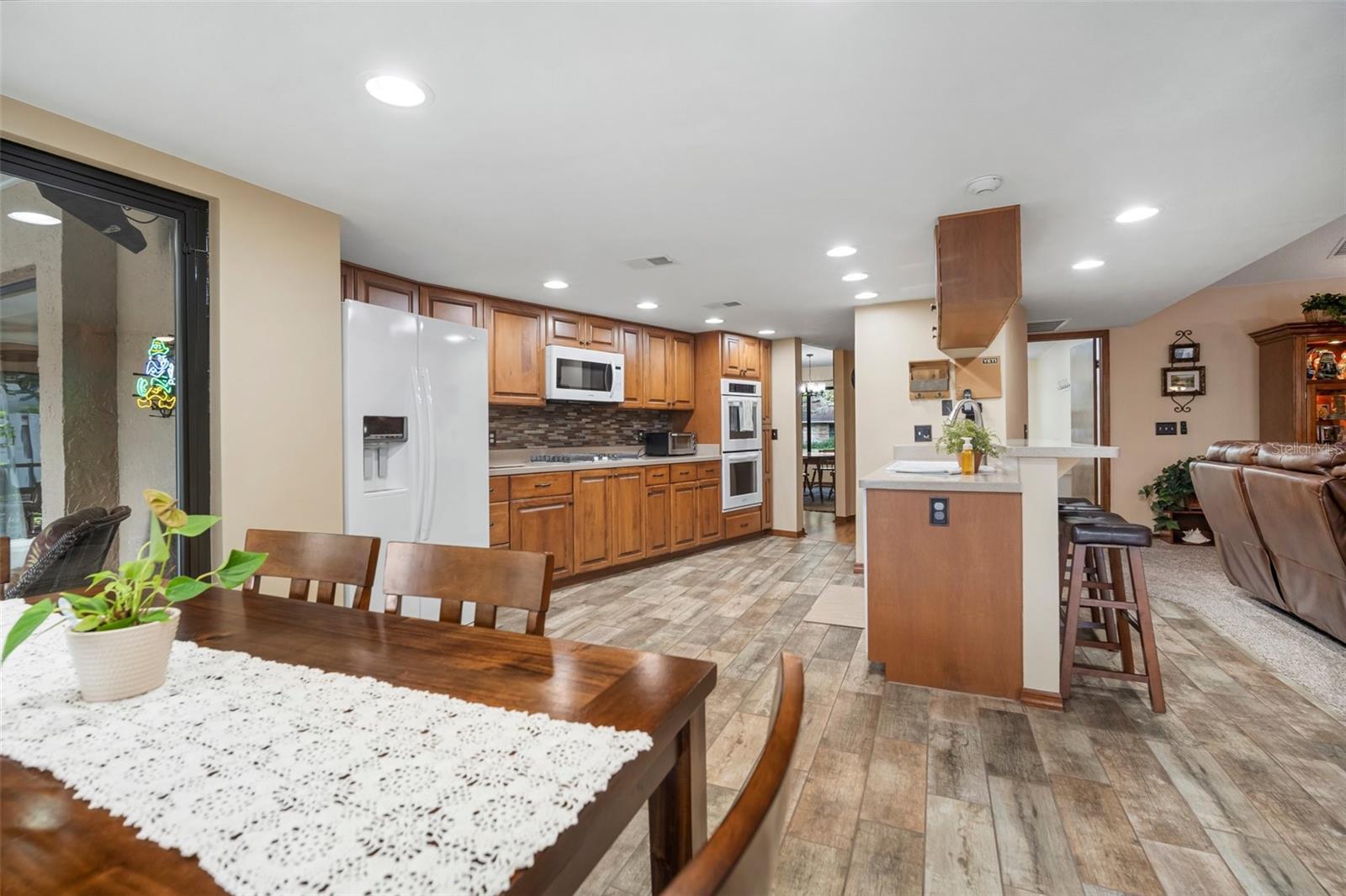 3427 FOREST BRIDGE CIR