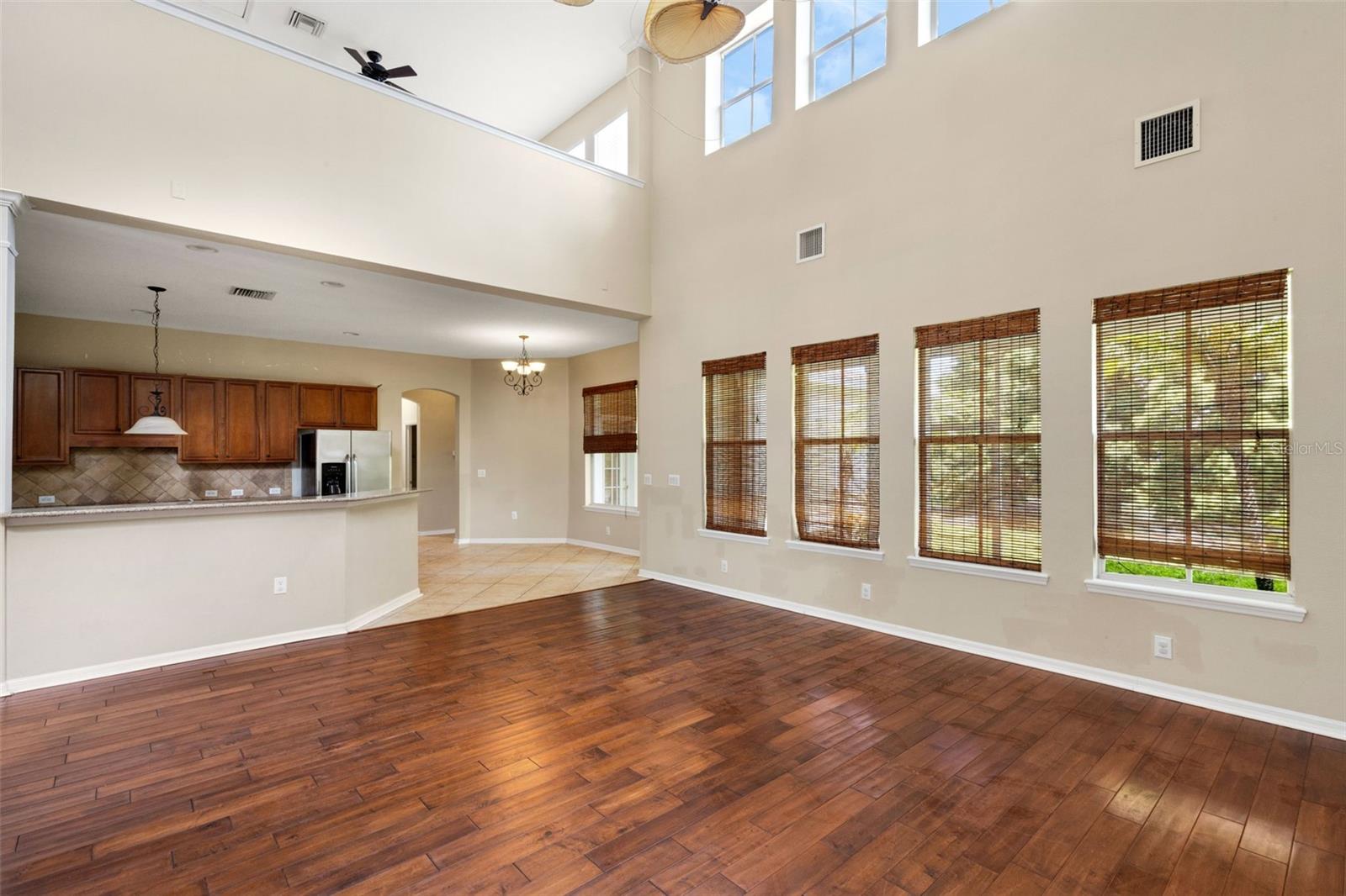 405 ISLEBAY DR