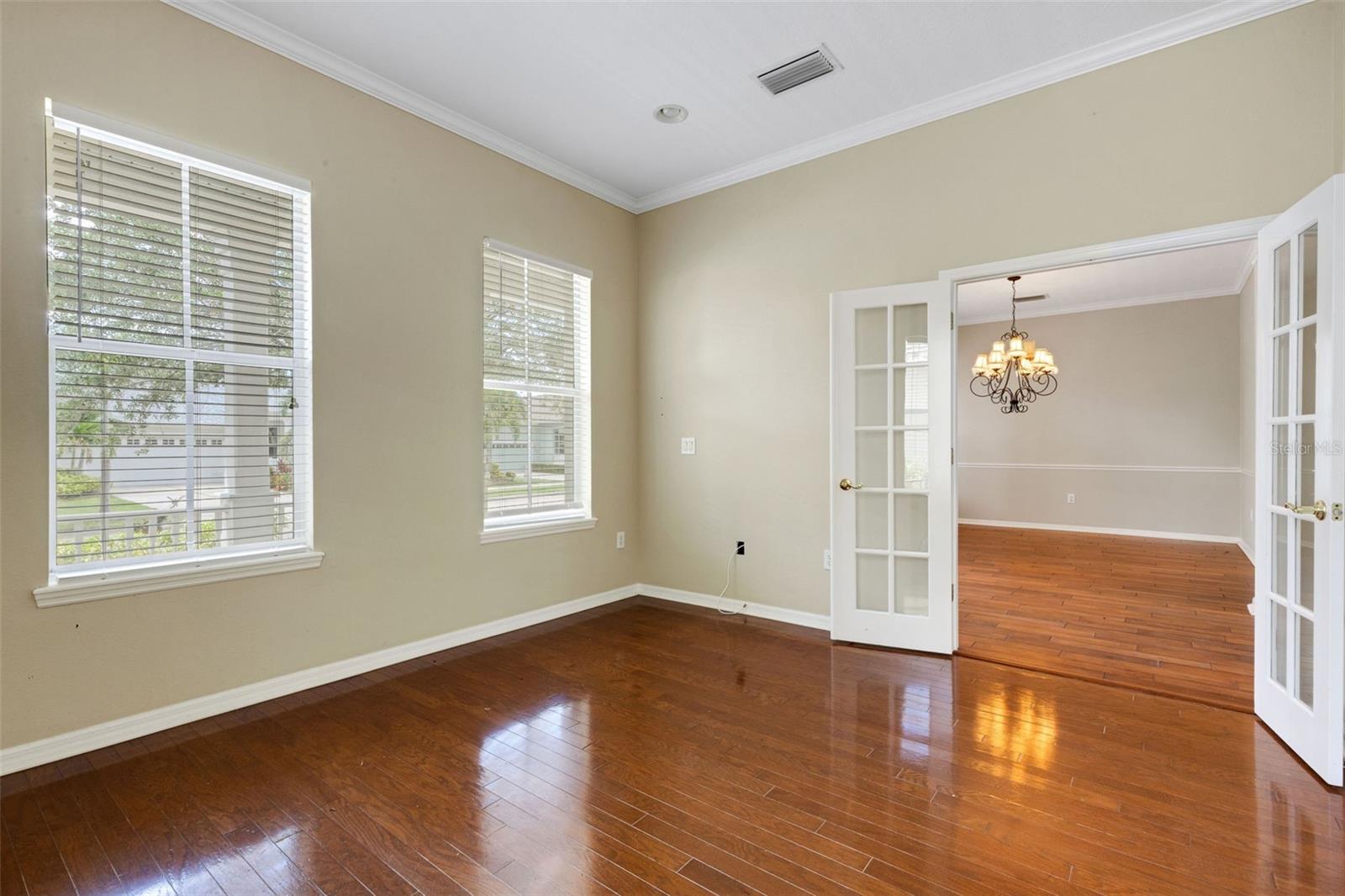 405 ISLEBAY DR