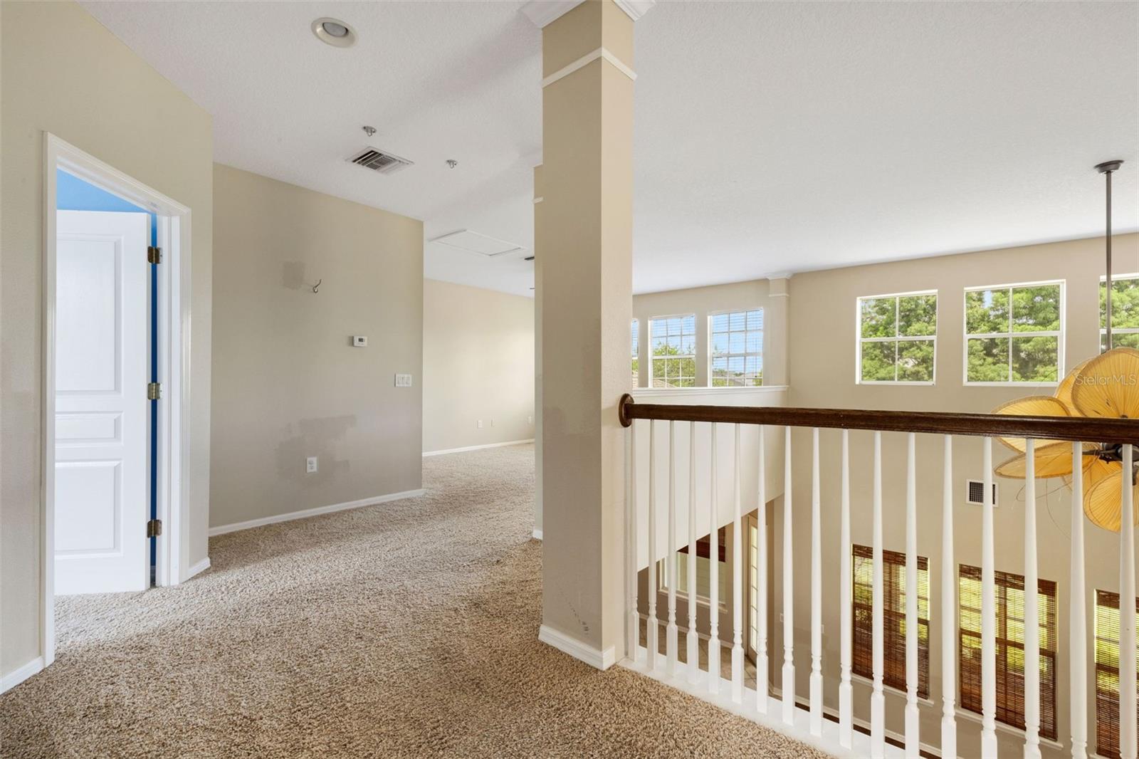 405 ISLEBAY DR