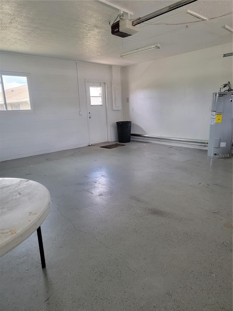 2901 BEAGLE PL