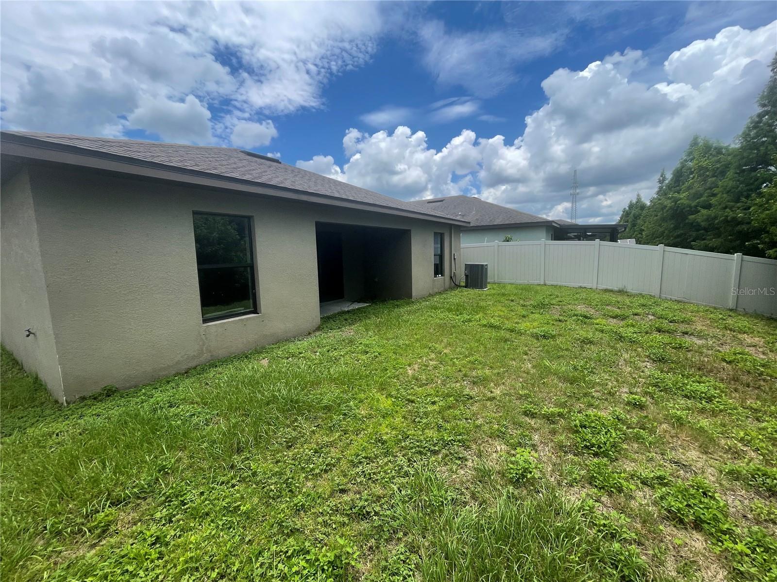 710 CHATHAM WALK DR