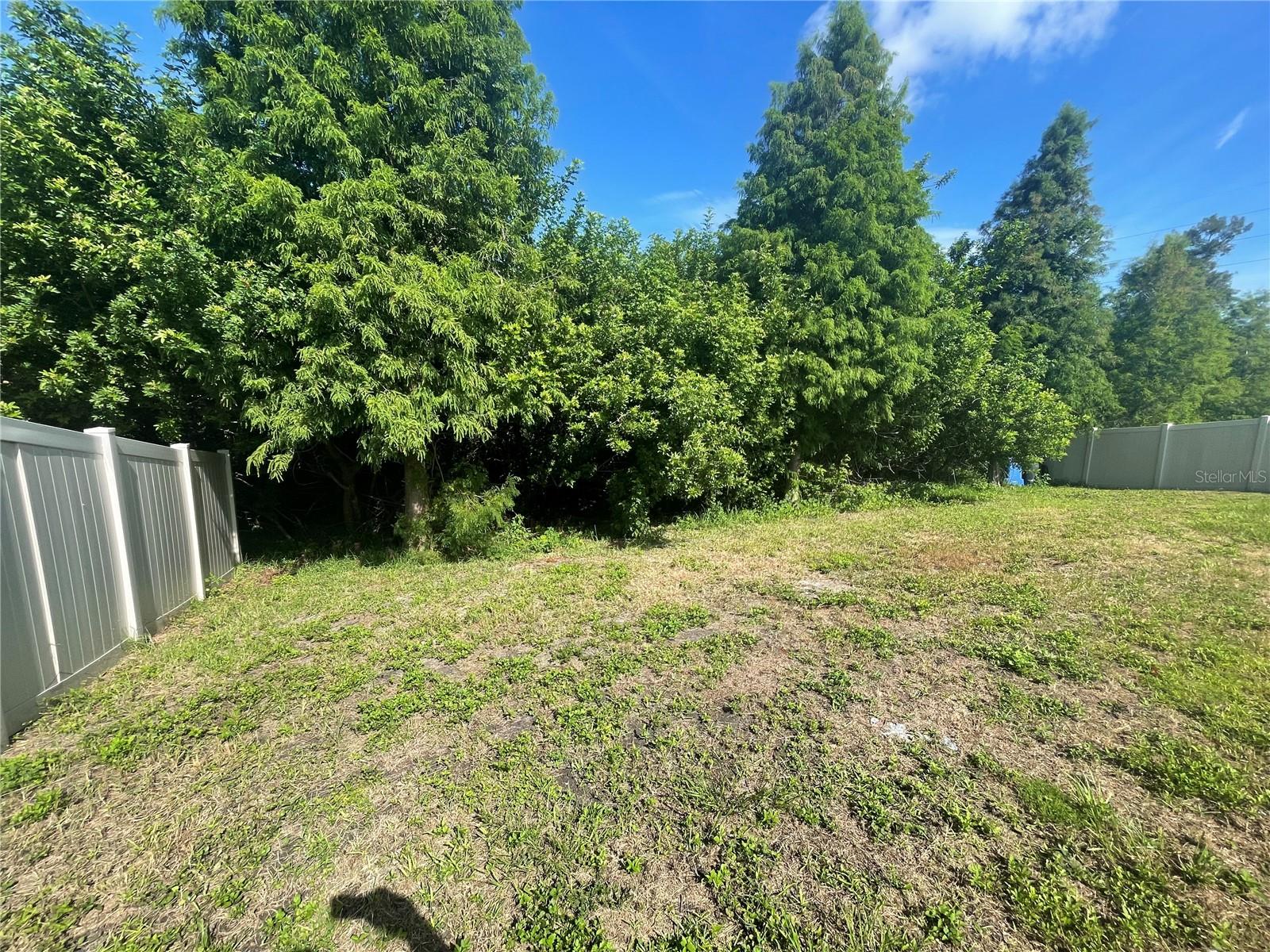 710 CHATHAM WALK DR