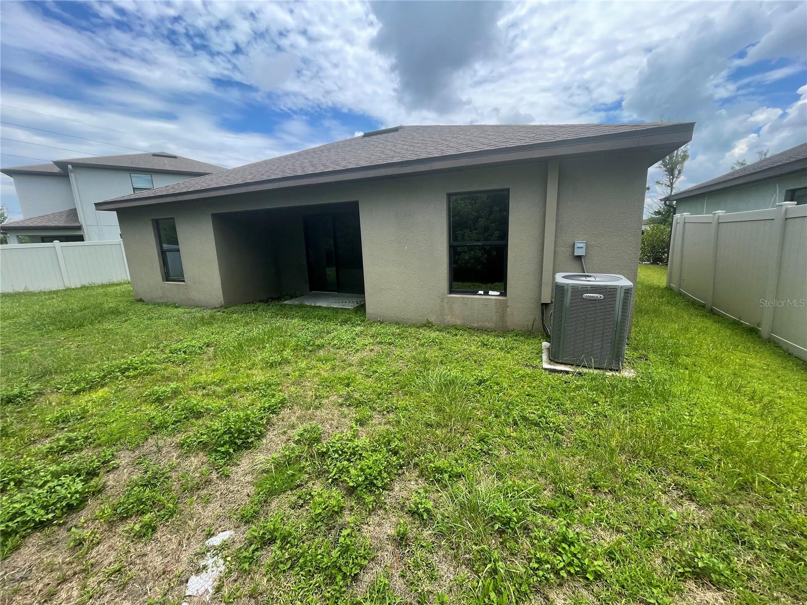 710 CHATHAM WALK DR