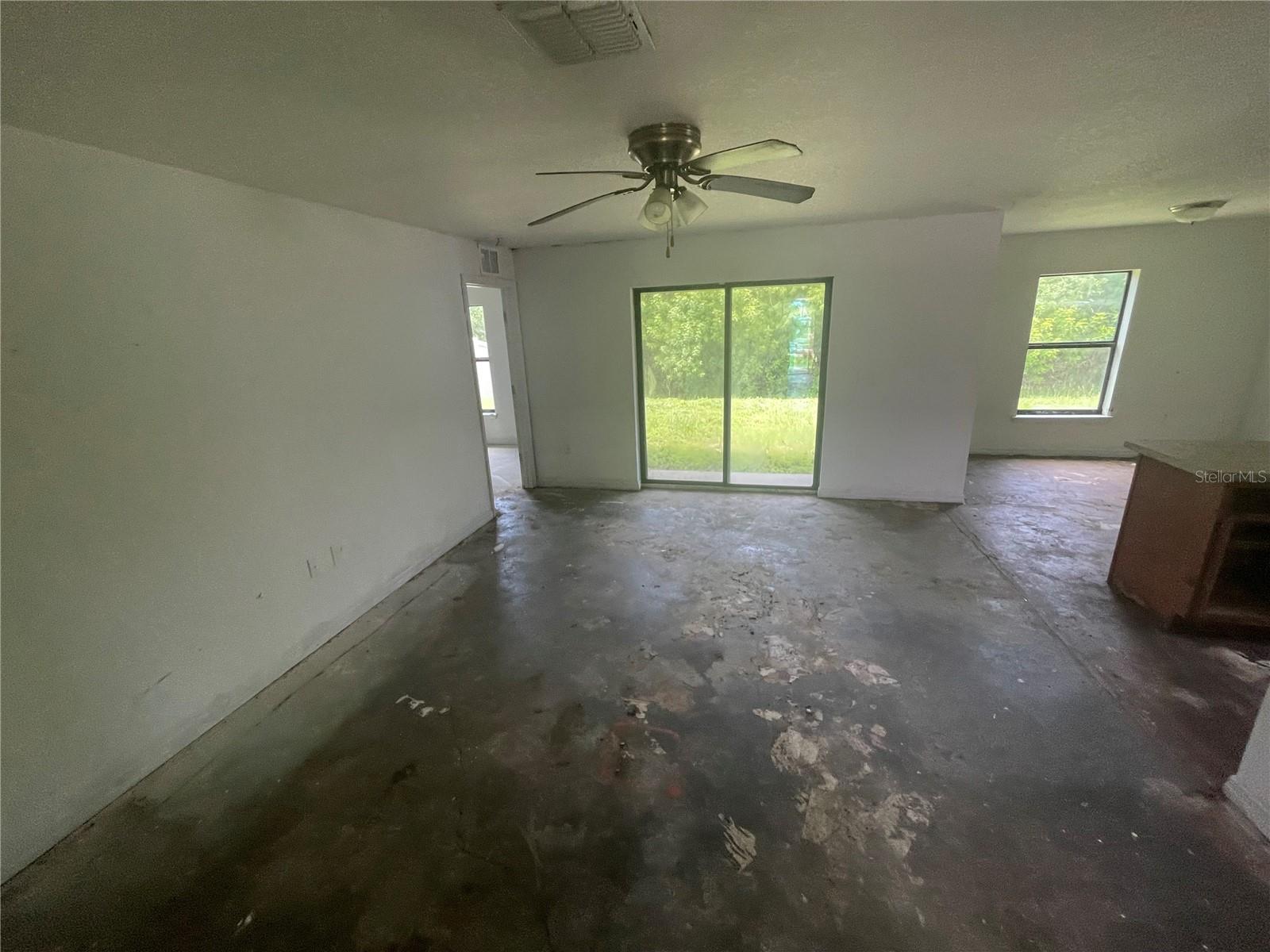 710 CHATHAM WALK DR