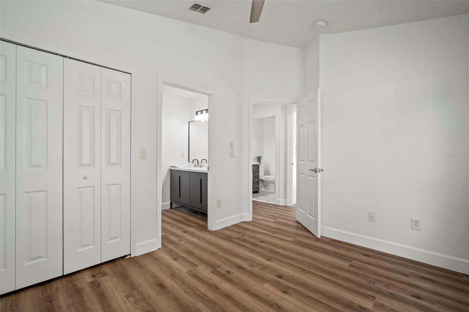 4636 RIVER OVERLOOK DR