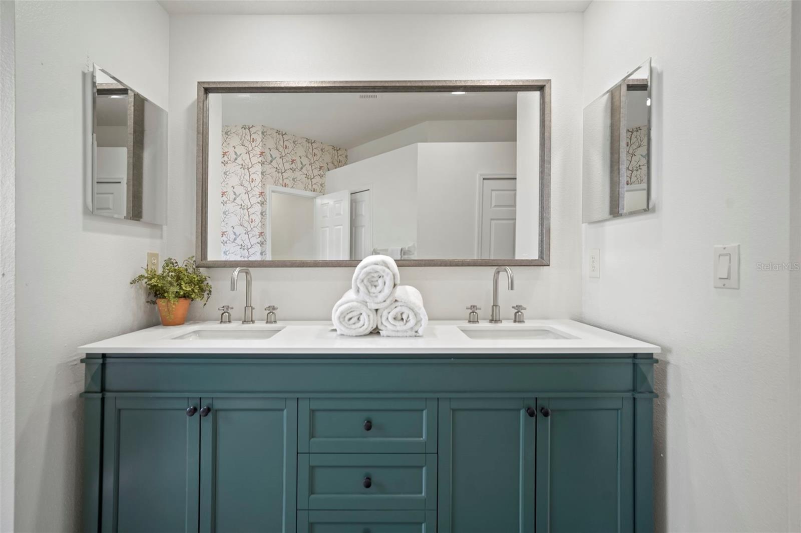 4636 RIVER OVERLOOK DR