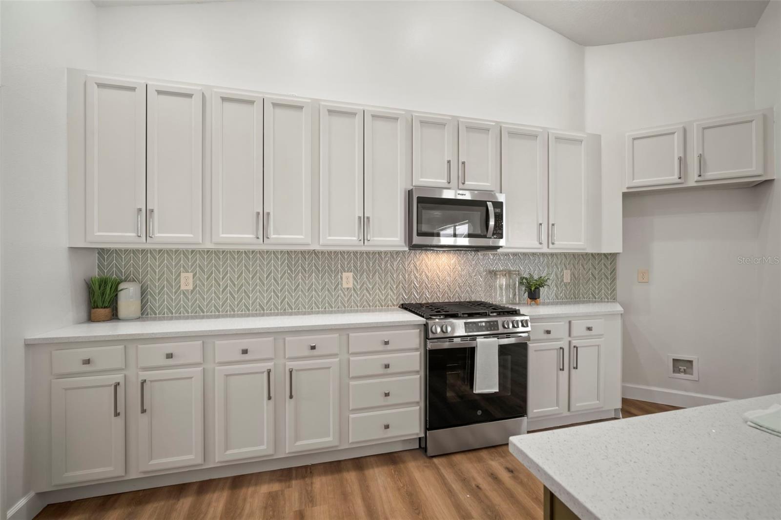 4636 RIVER OVERLOOK DR