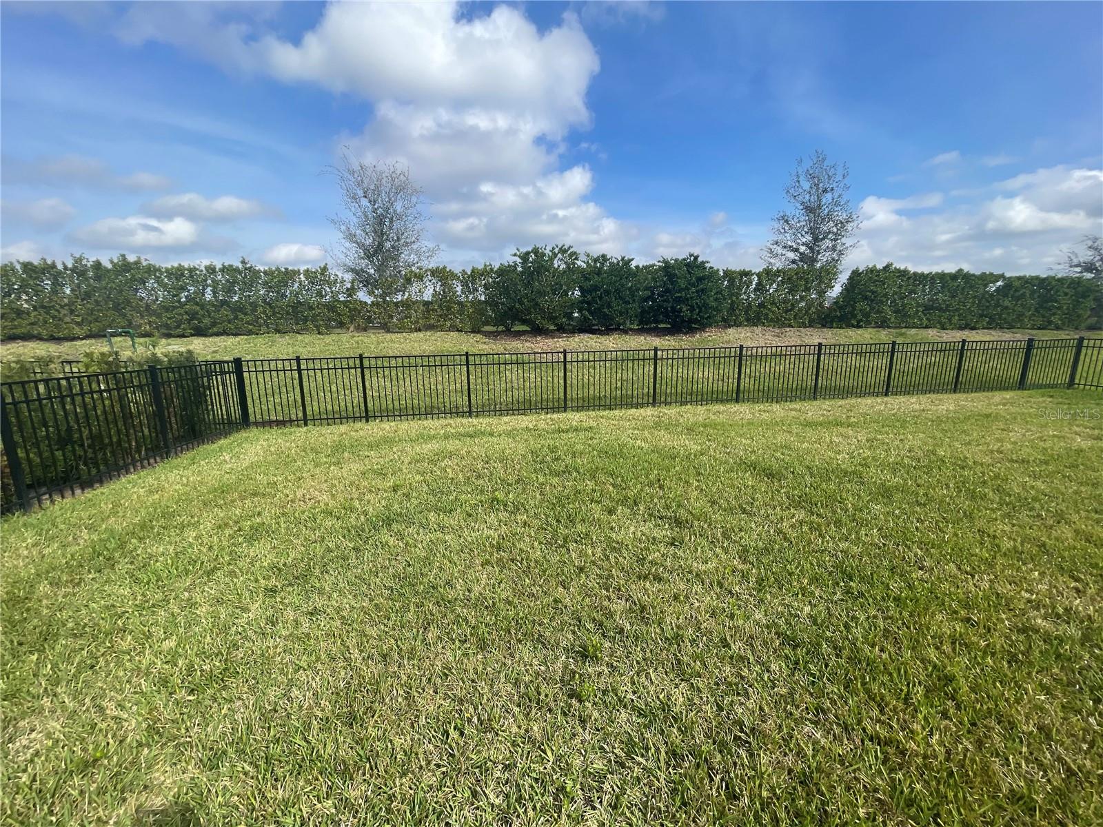 17205 BARNWOOD PL