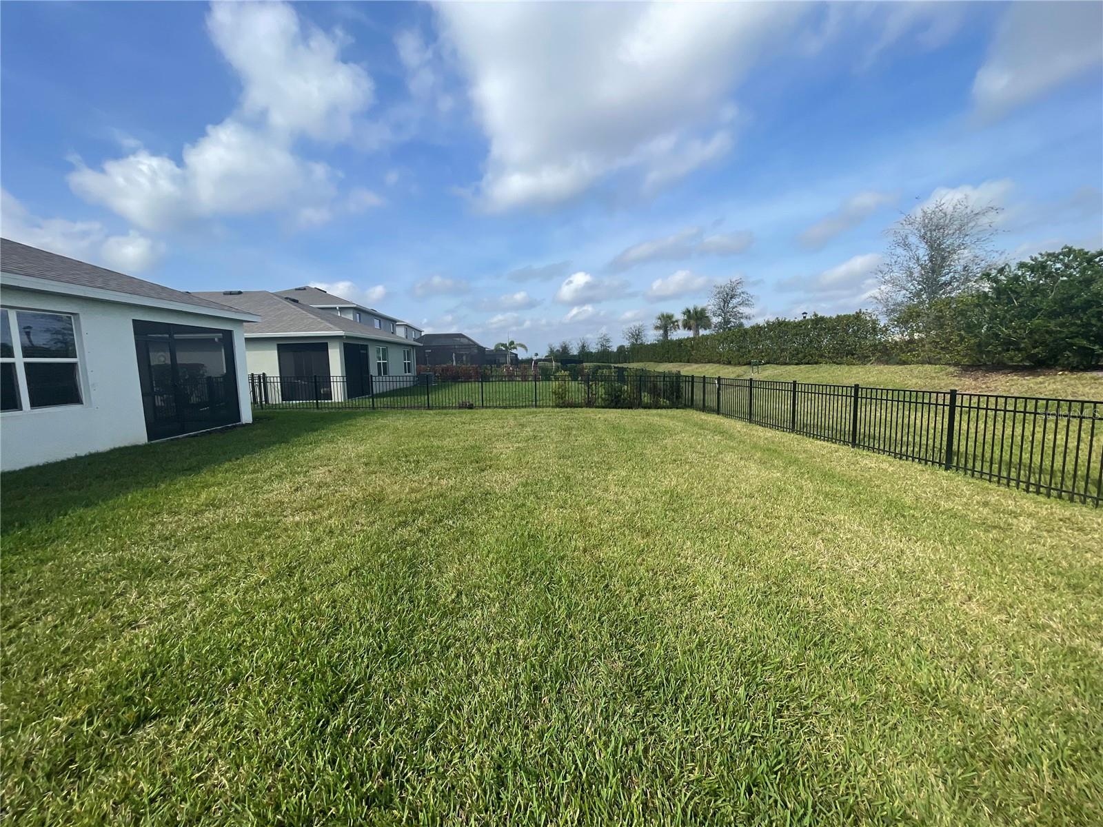 17205 BARNWOOD PL