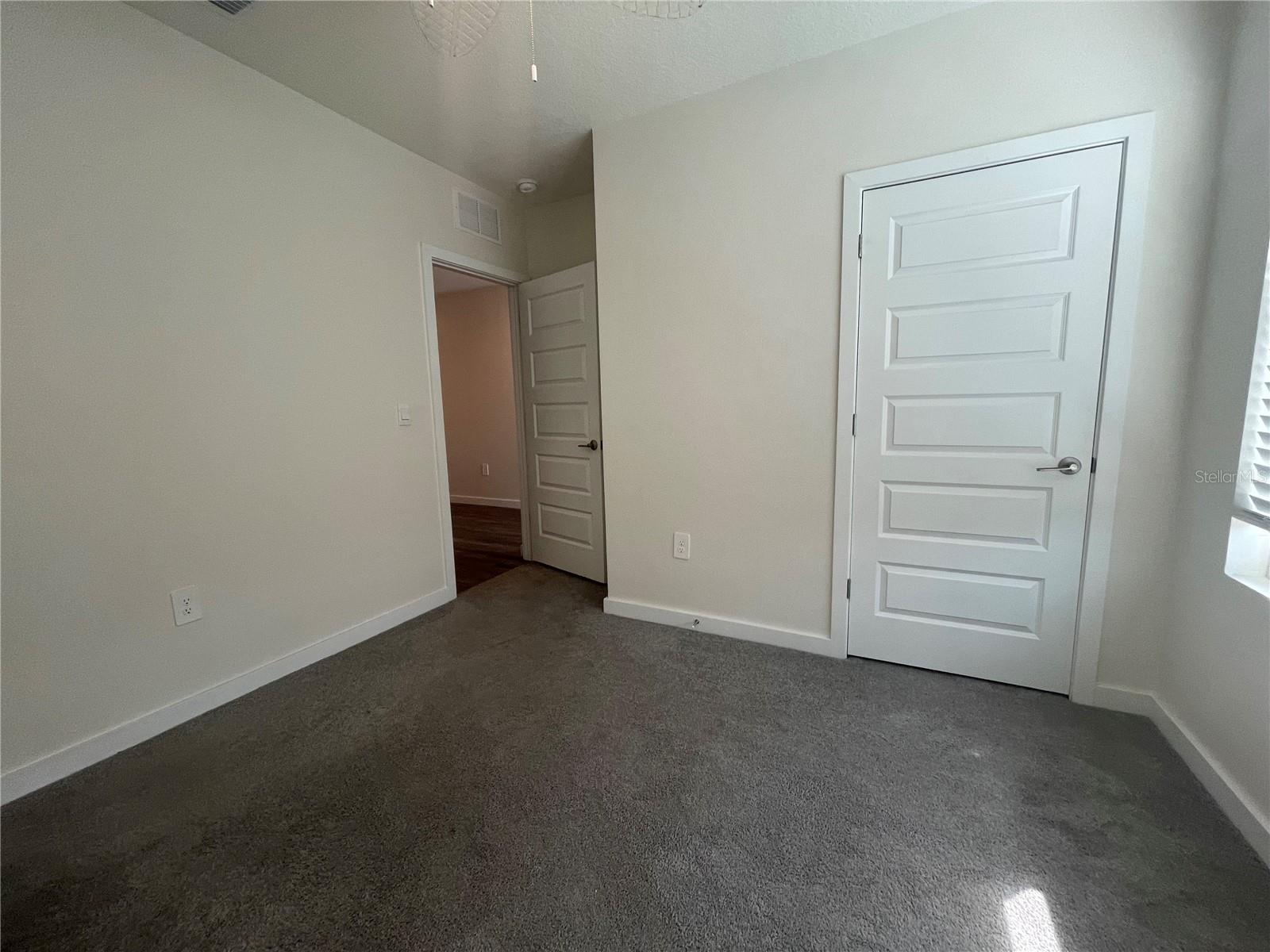 17205 BARNWOOD PL