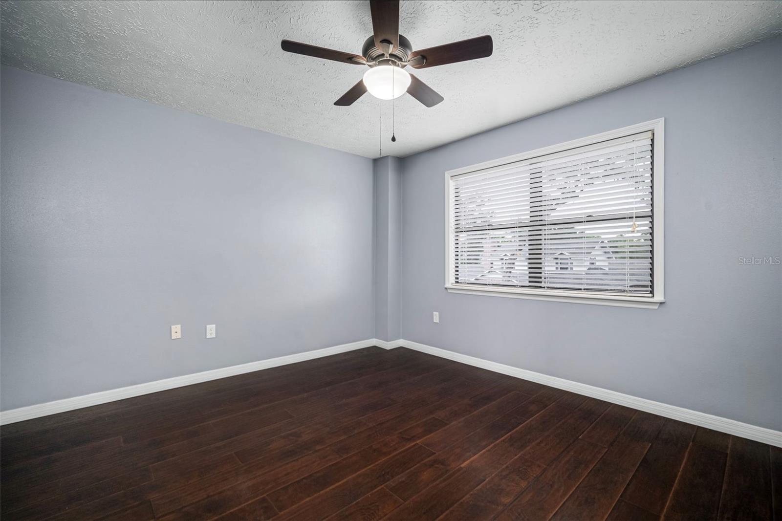1505 FOX HILL PL