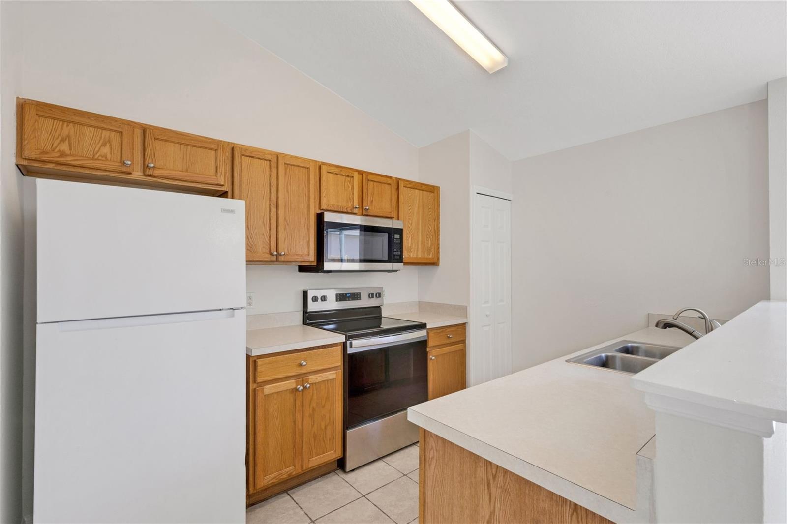 13622 SILVER CHARM CT