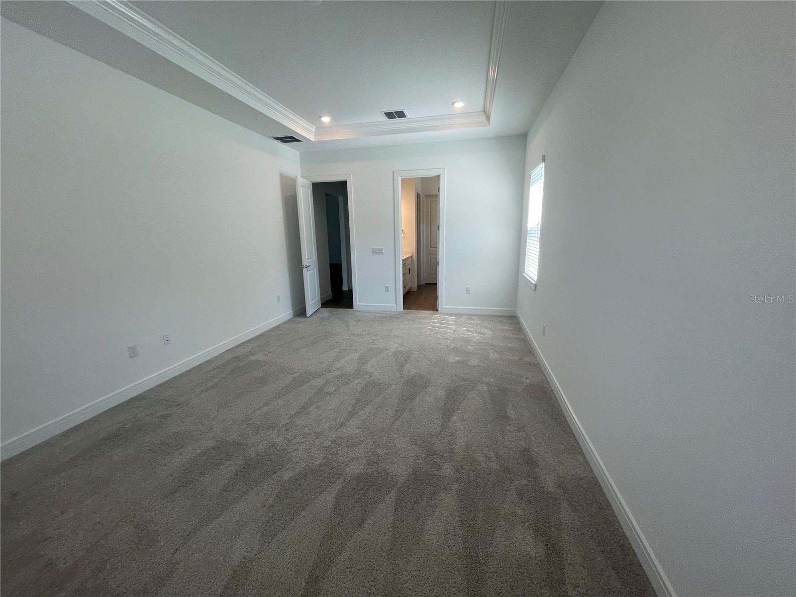 13817 SHARP HAWK DR