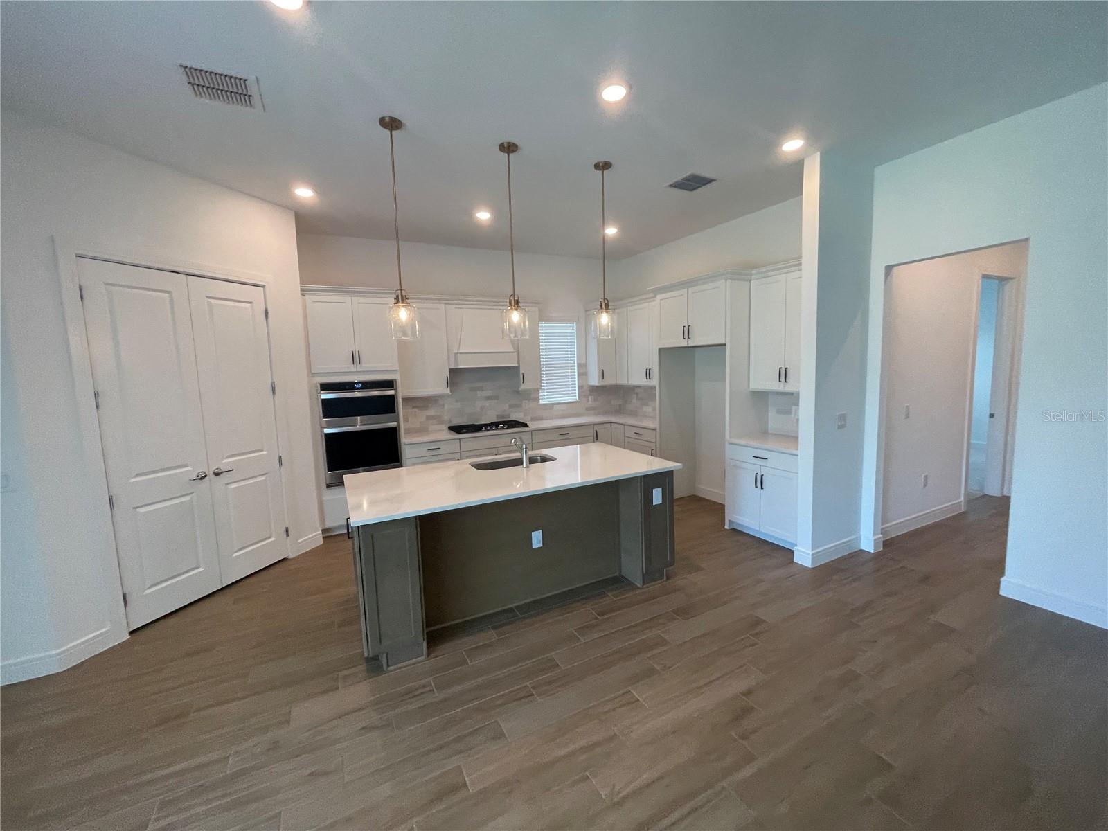 13817 SHARP HAWK DR