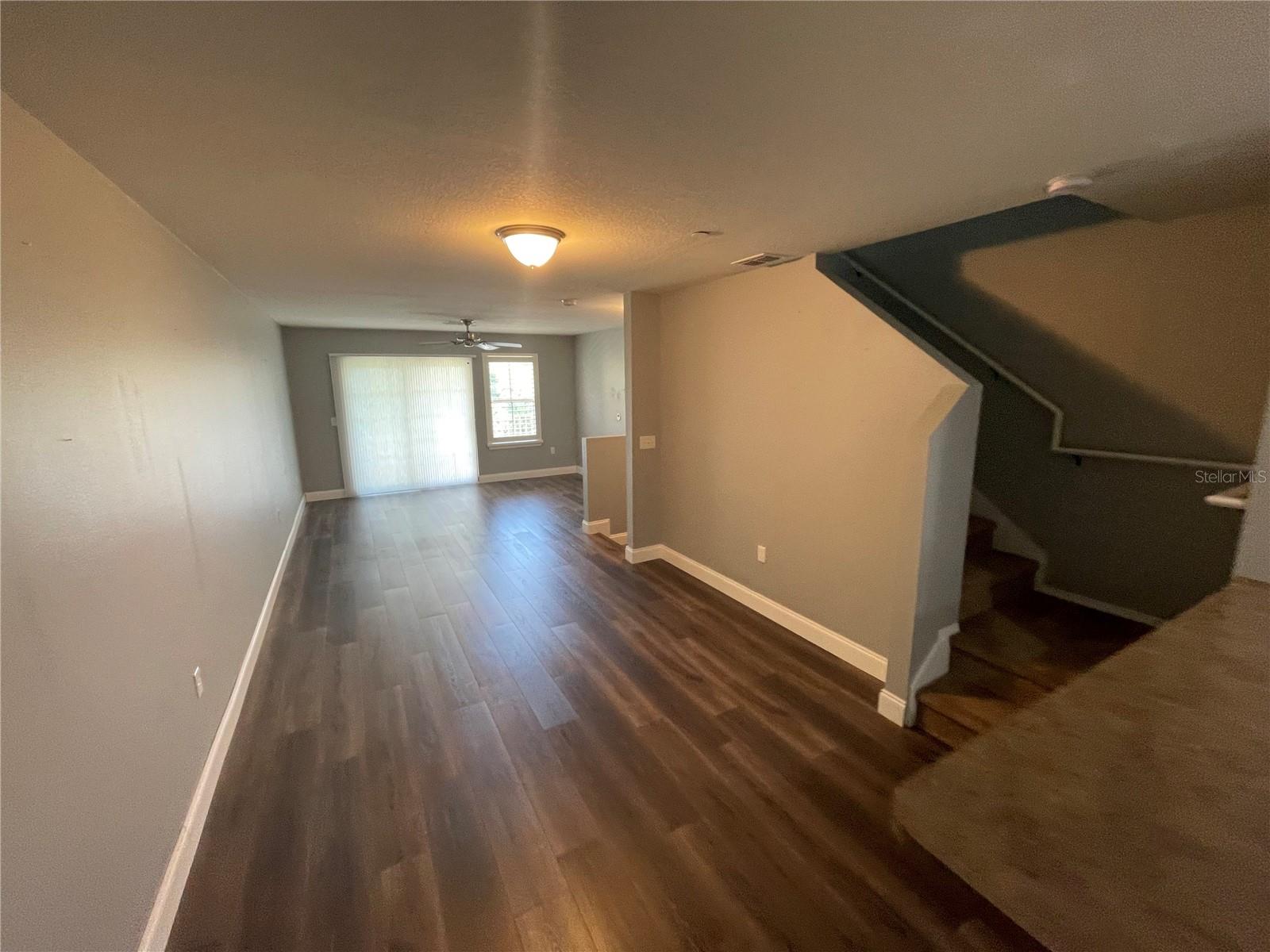 8944 WHITE SAGE LOOP #3204