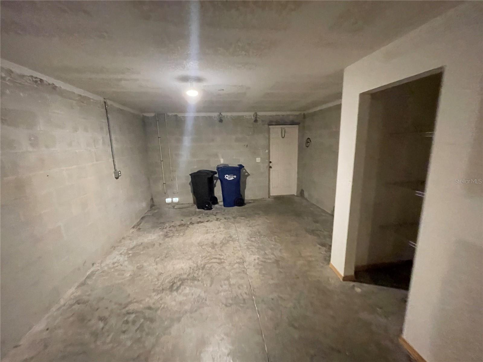 8944 WHITE SAGE LOOP #3204