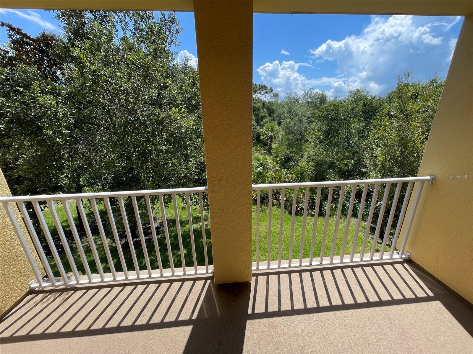 8944 WHITE SAGE LOOP #3204