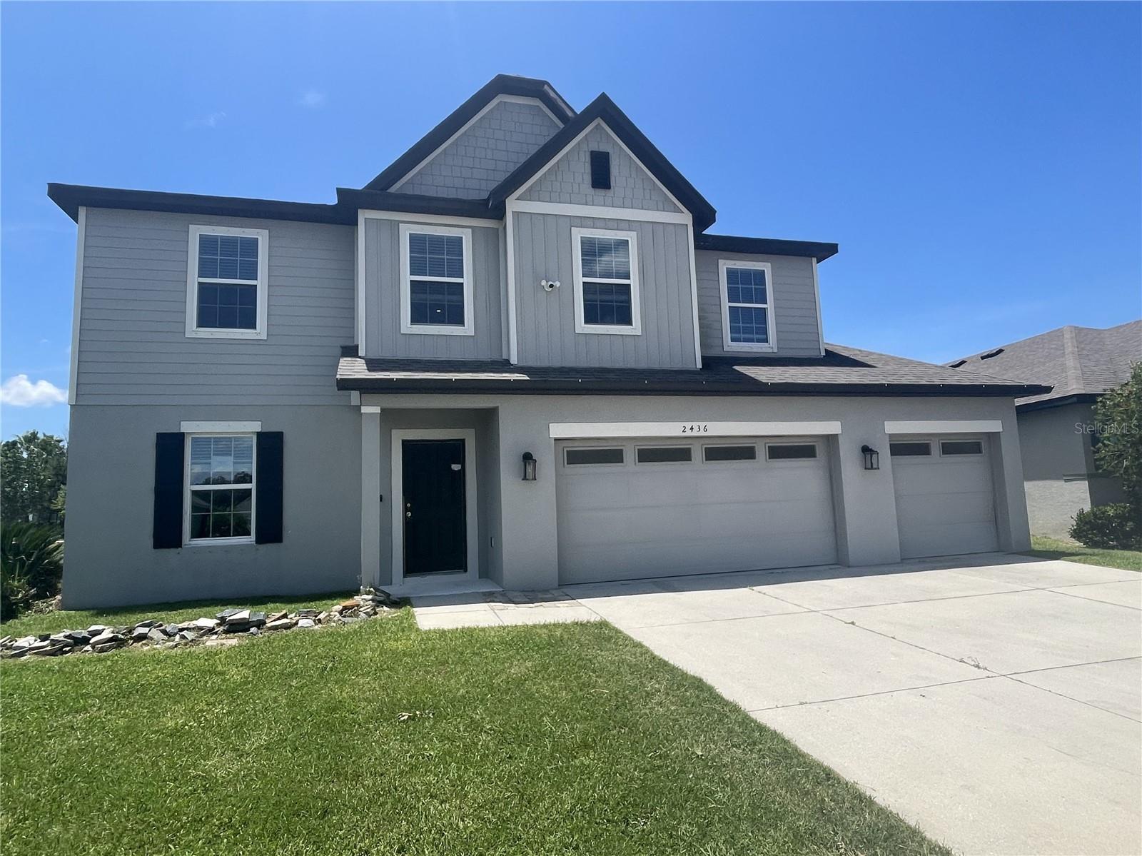 2436 SAND GABLES TRL