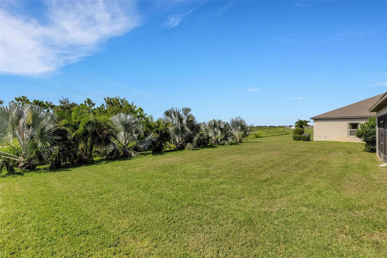 2436 SAND GABLES TRL