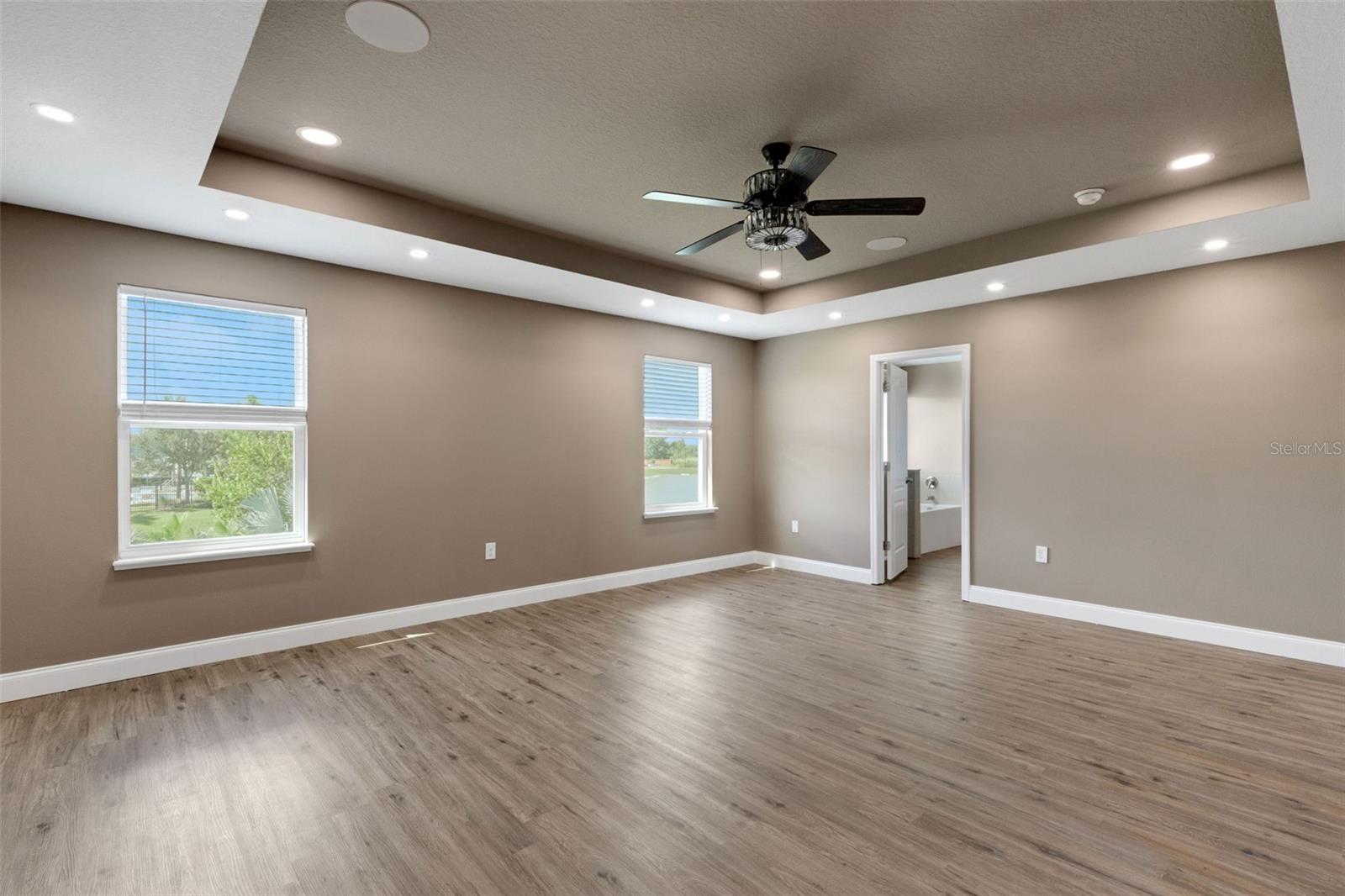 2436 SAND GABLES TRL