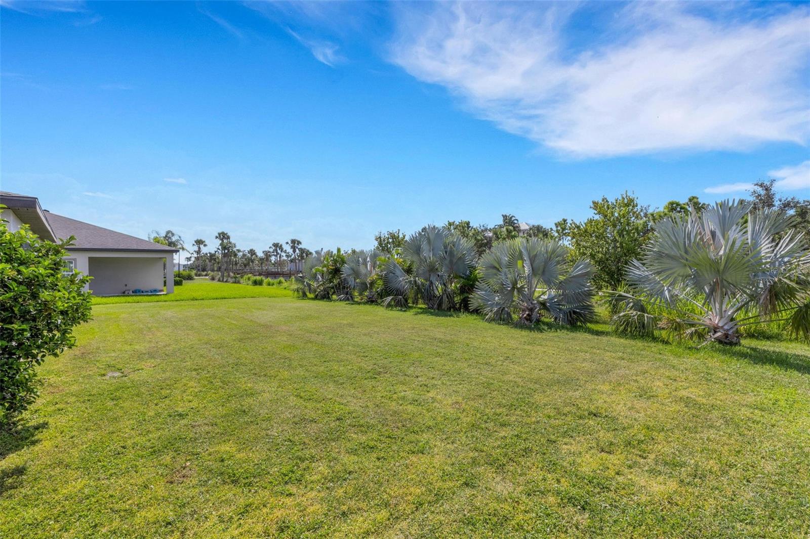 2436 SAND GABLES TRL