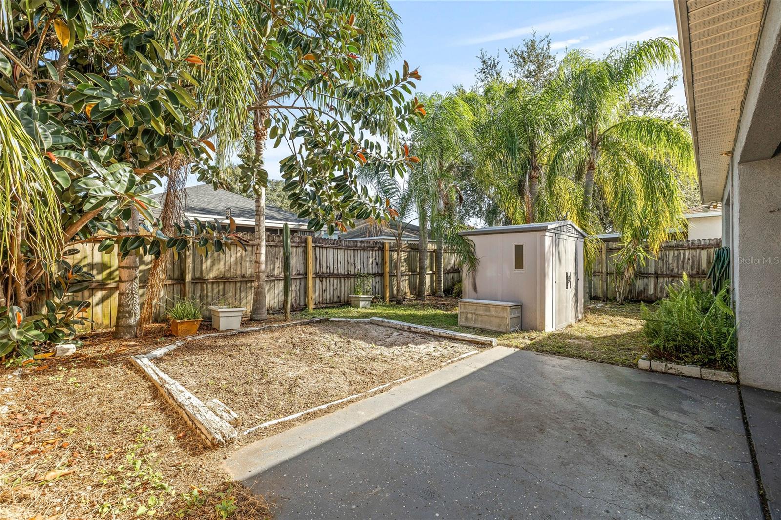 4416 COUNTRY HILLS BLVD