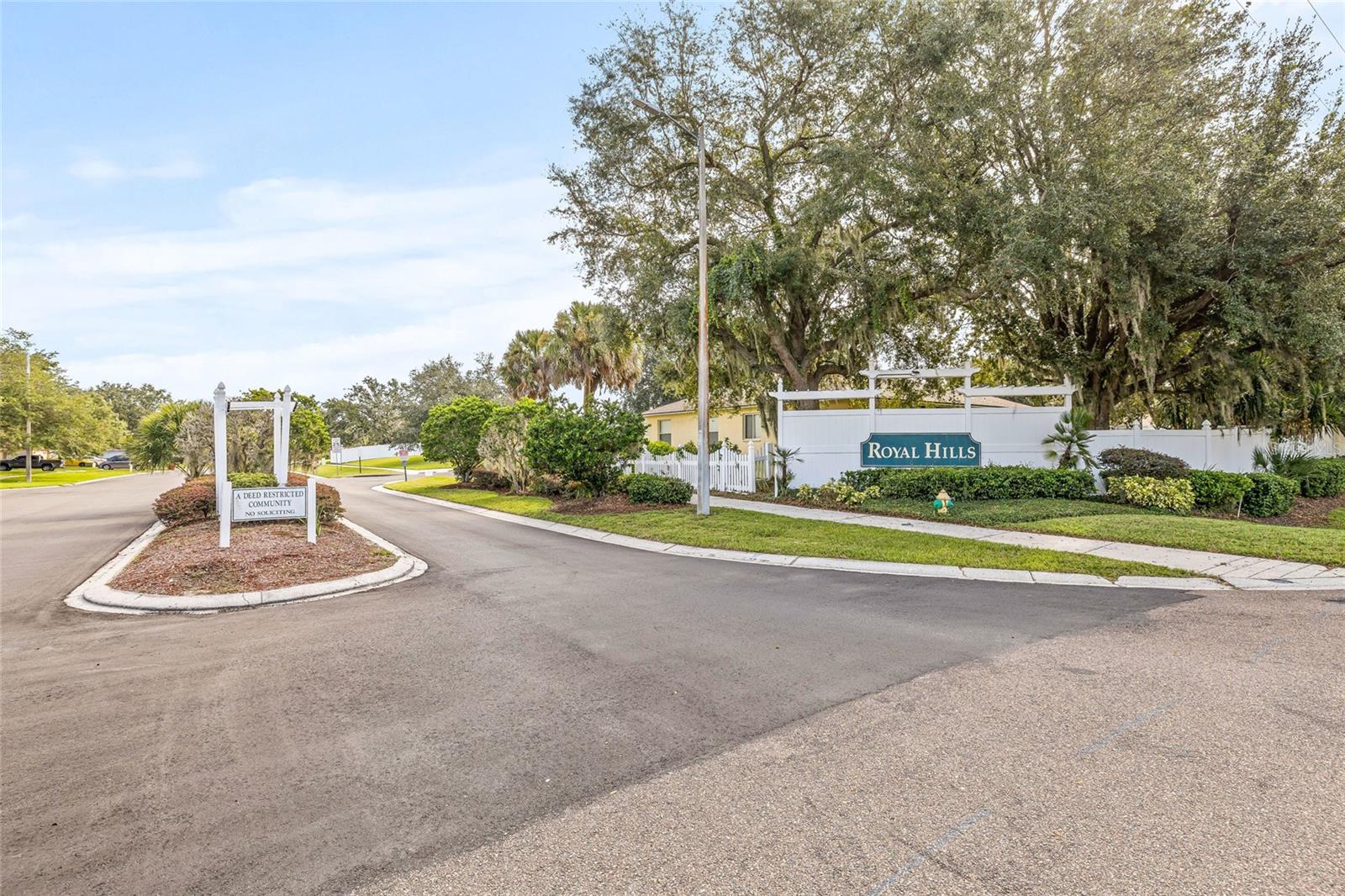 4416 COUNTRY HILLS BLVD