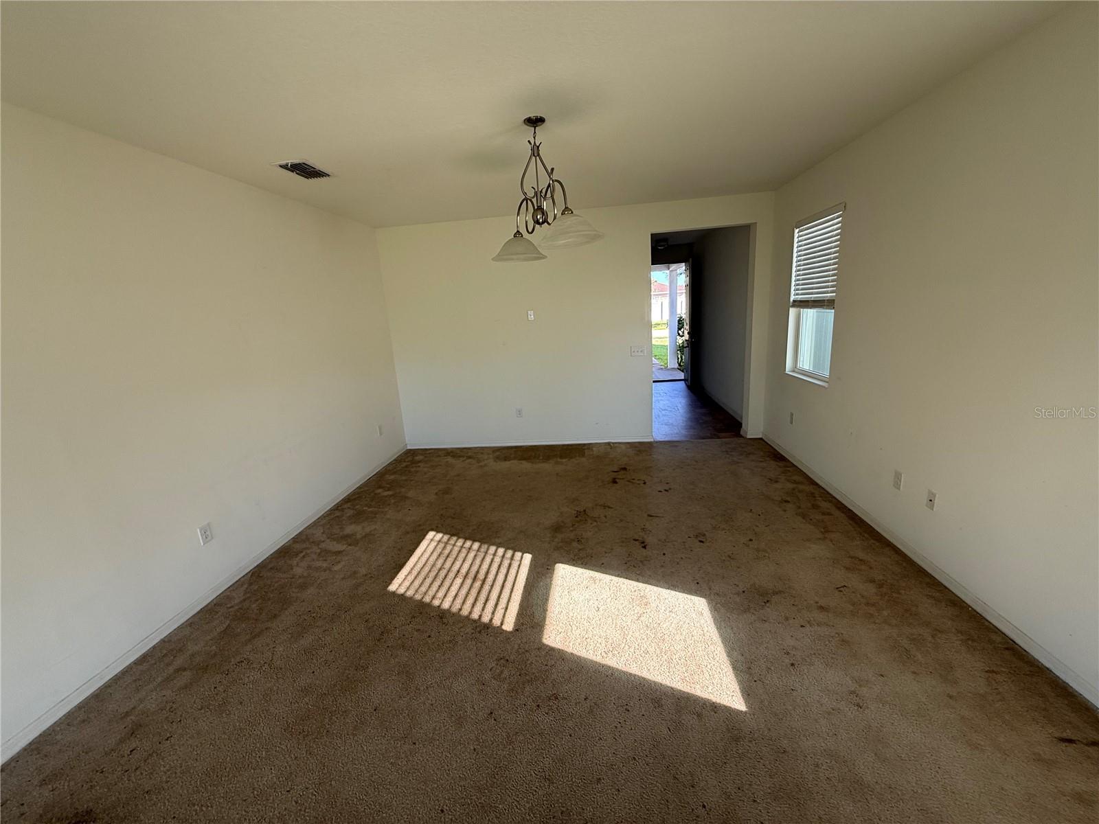 10621 LAGUNA PLAINS DR