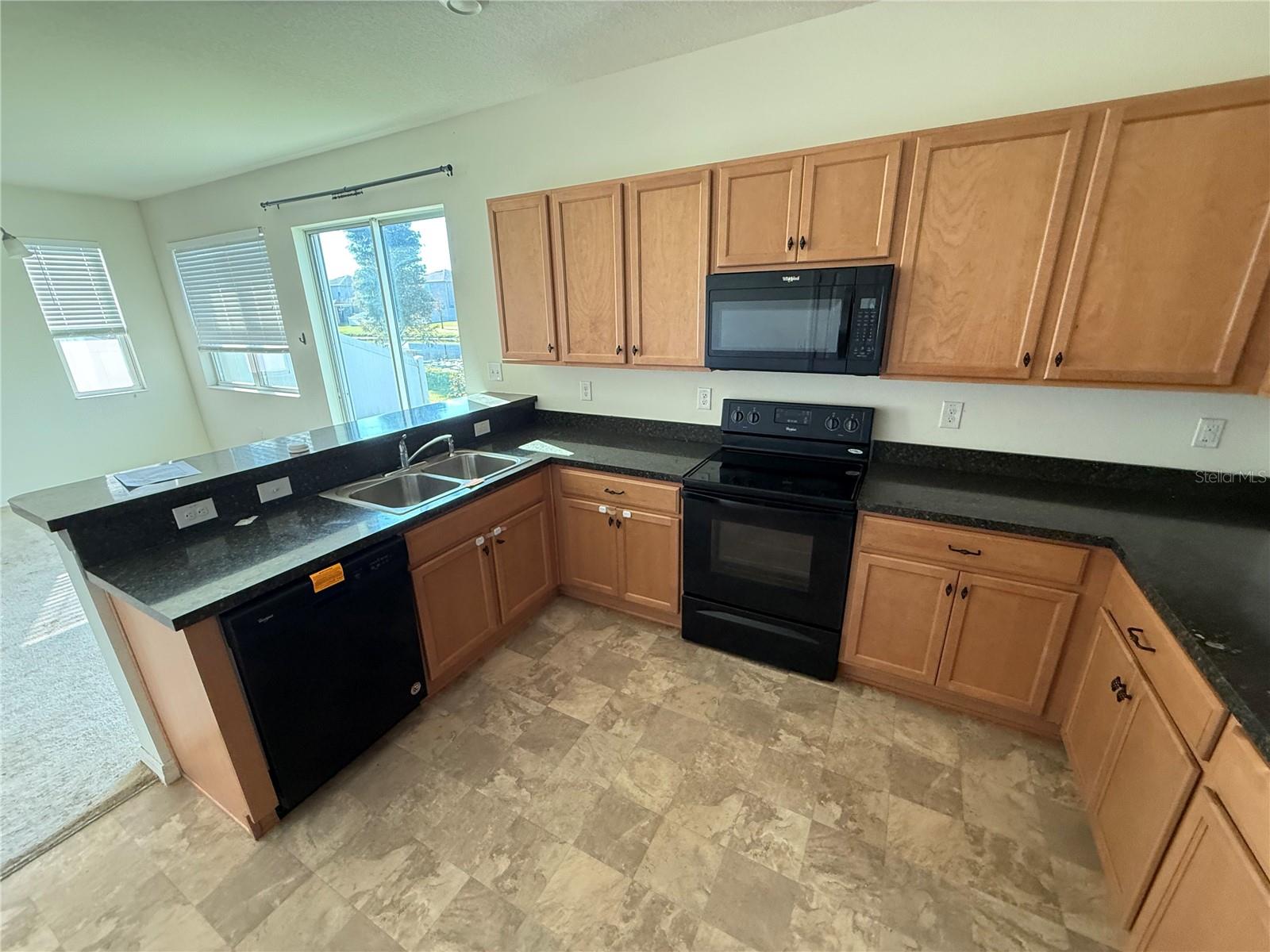 10621 LAGUNA PLAINS DR