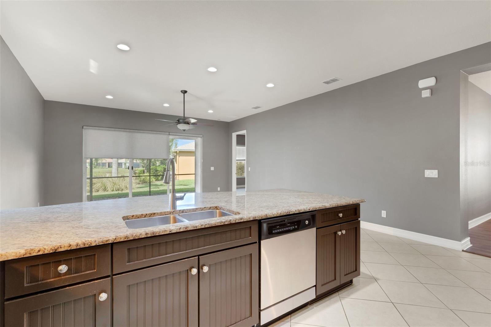 15841 COBBLE MILL DR