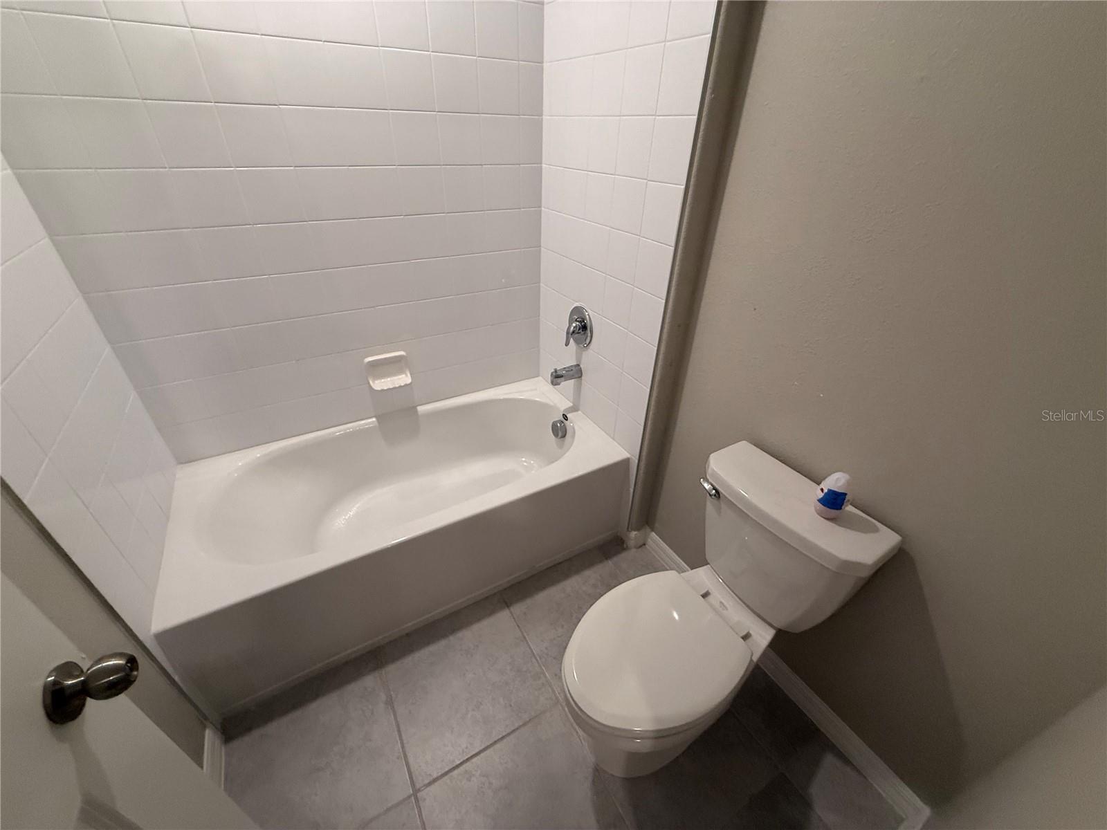 9423 CHANNING HILL DR