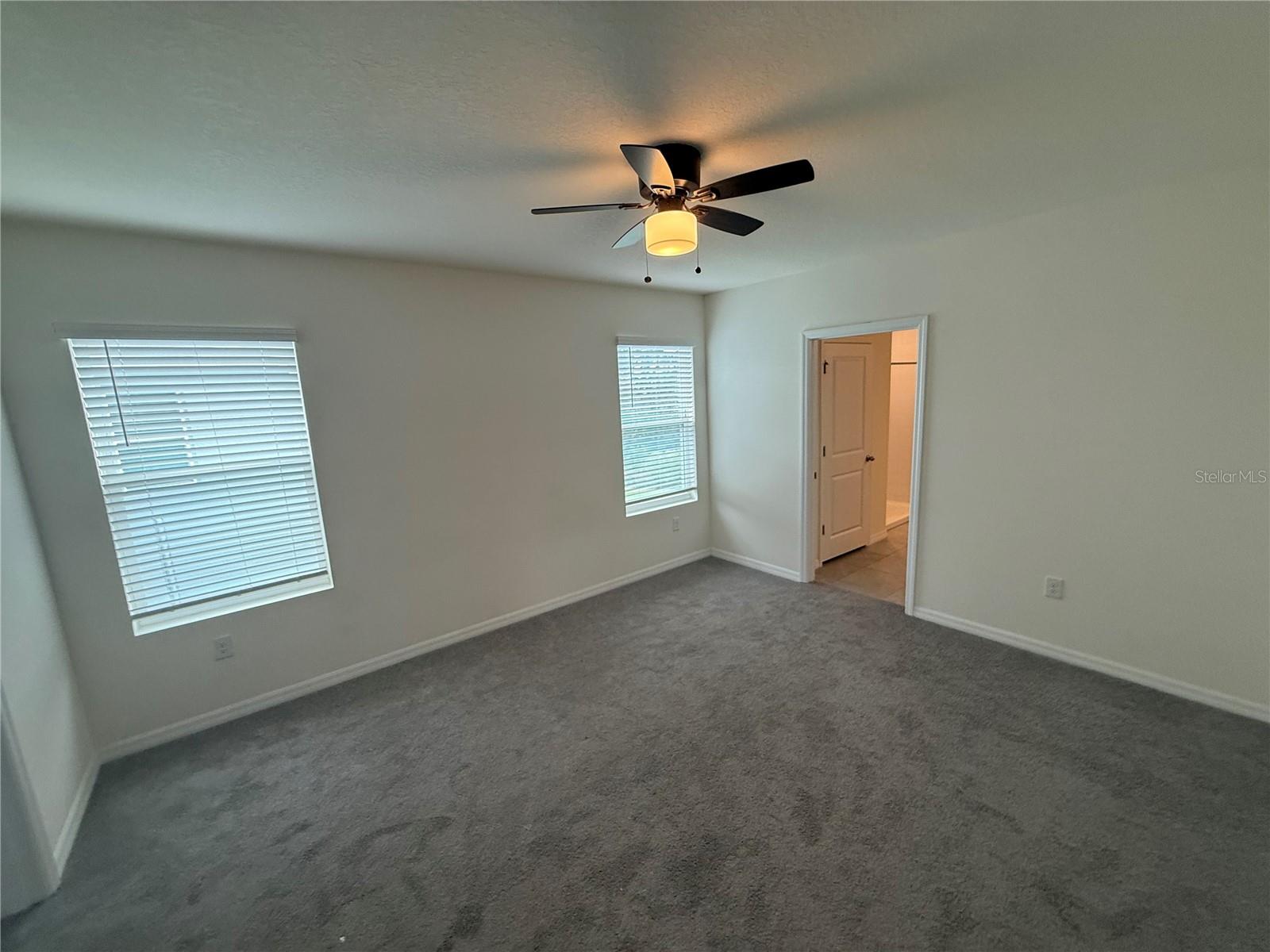 5643 HOLLINGWORTH TRL