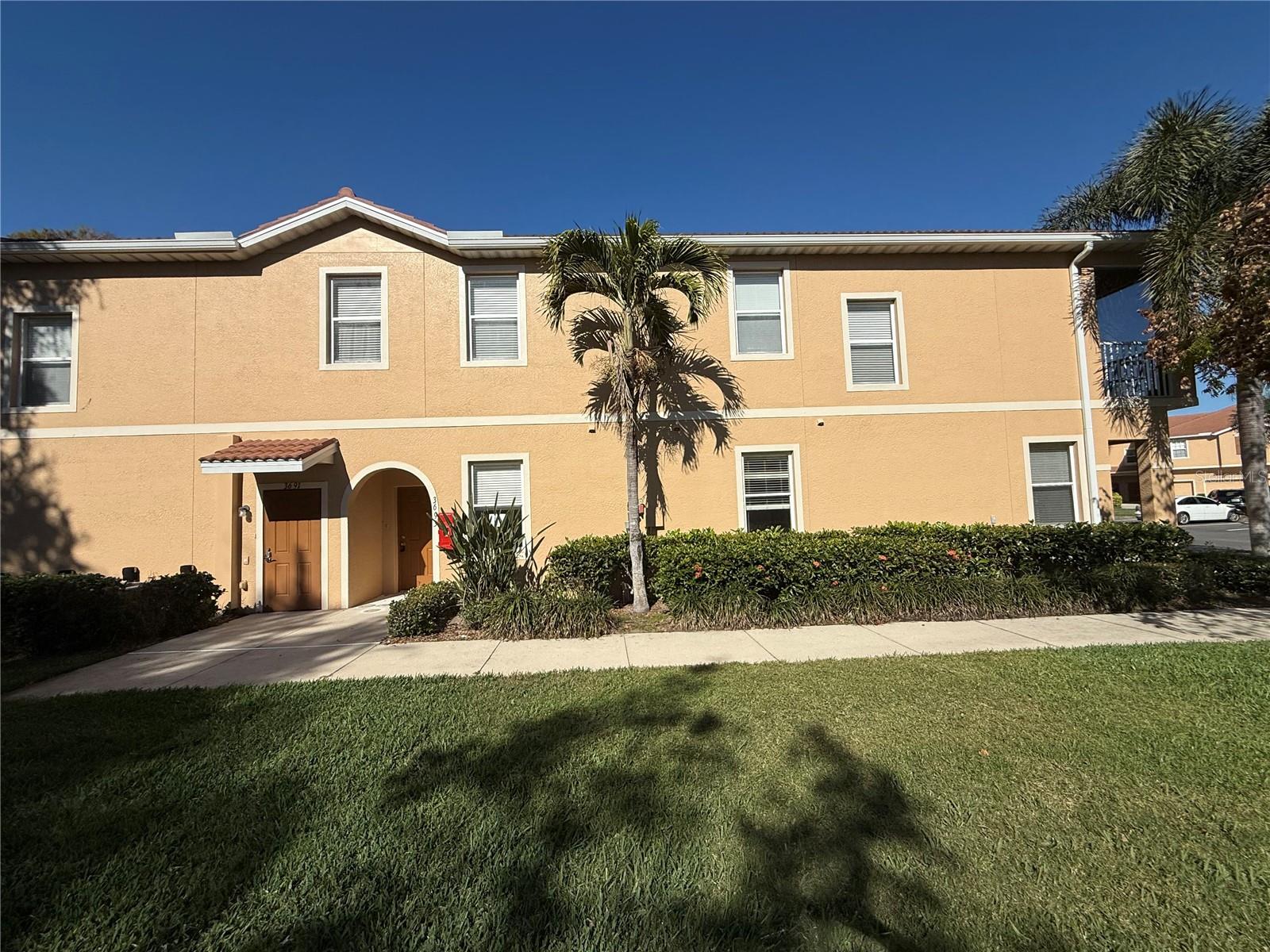 3693 PARKRIDGE CIR #7-101